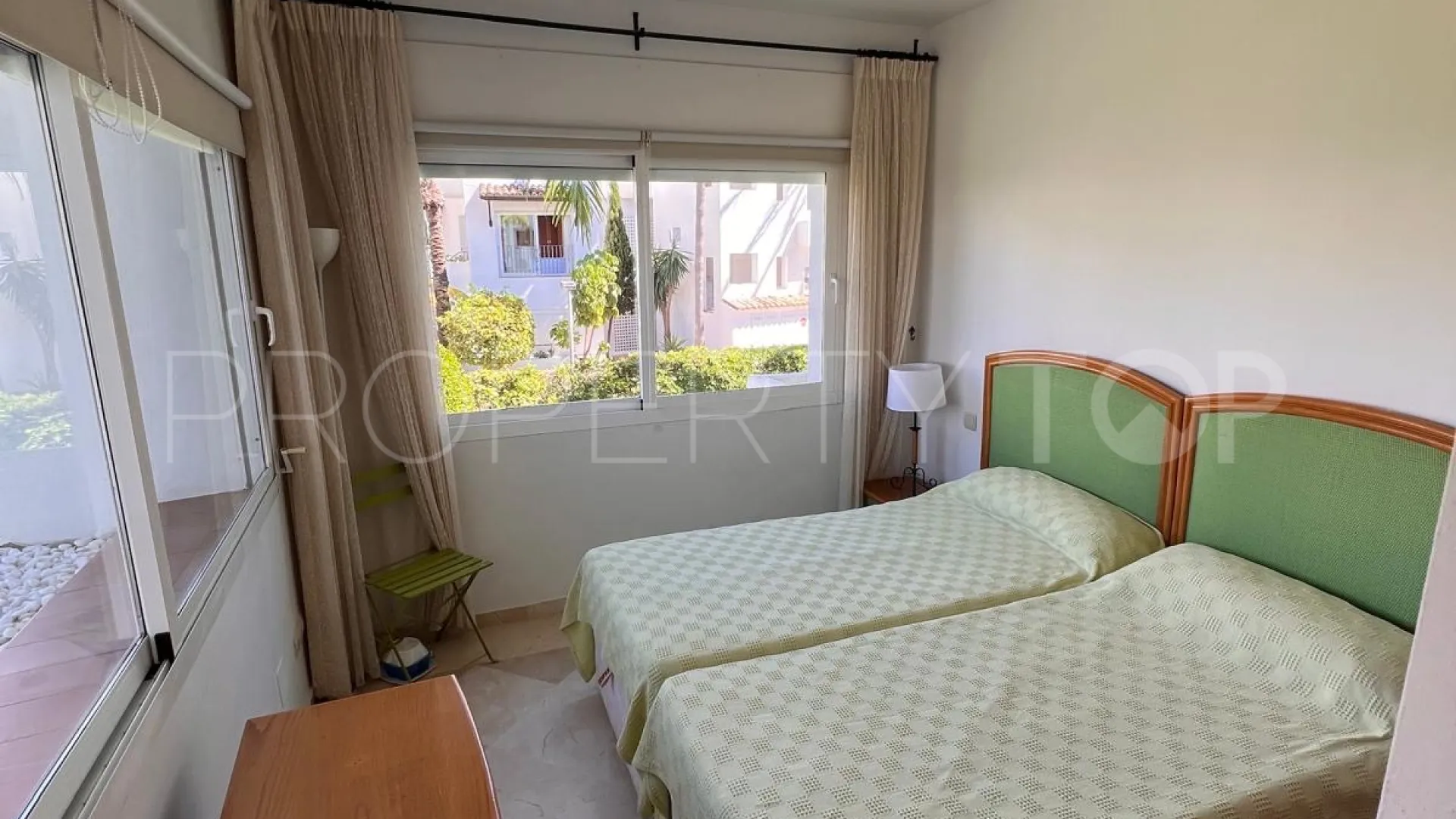 Costalita, apartamento en venta con 3 dormitorios