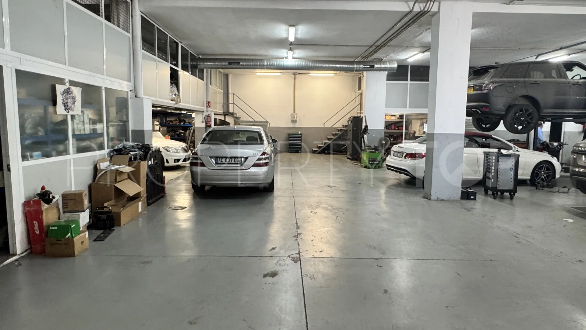 Buy commercial premises in Marbella