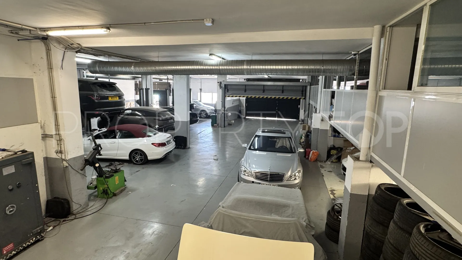 Buy commercial premises in Marbella