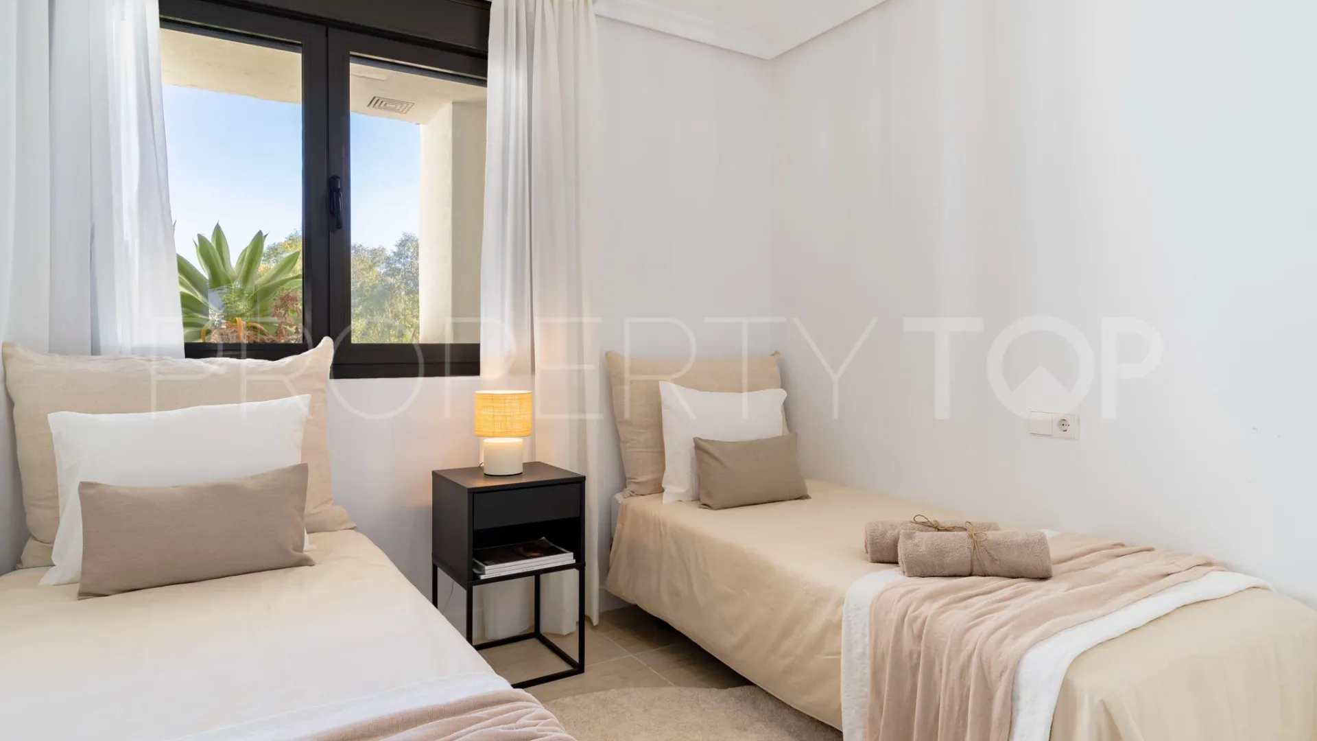 Buy apartment in La Resina Golf