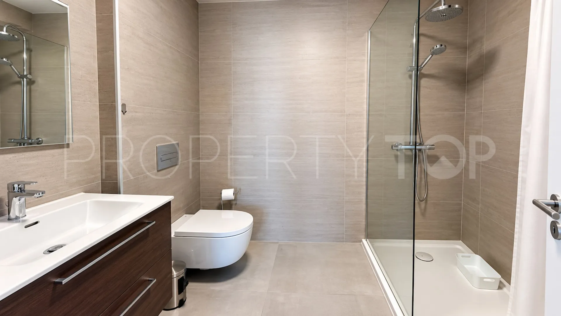 Se vende apartamento en La Duquesa