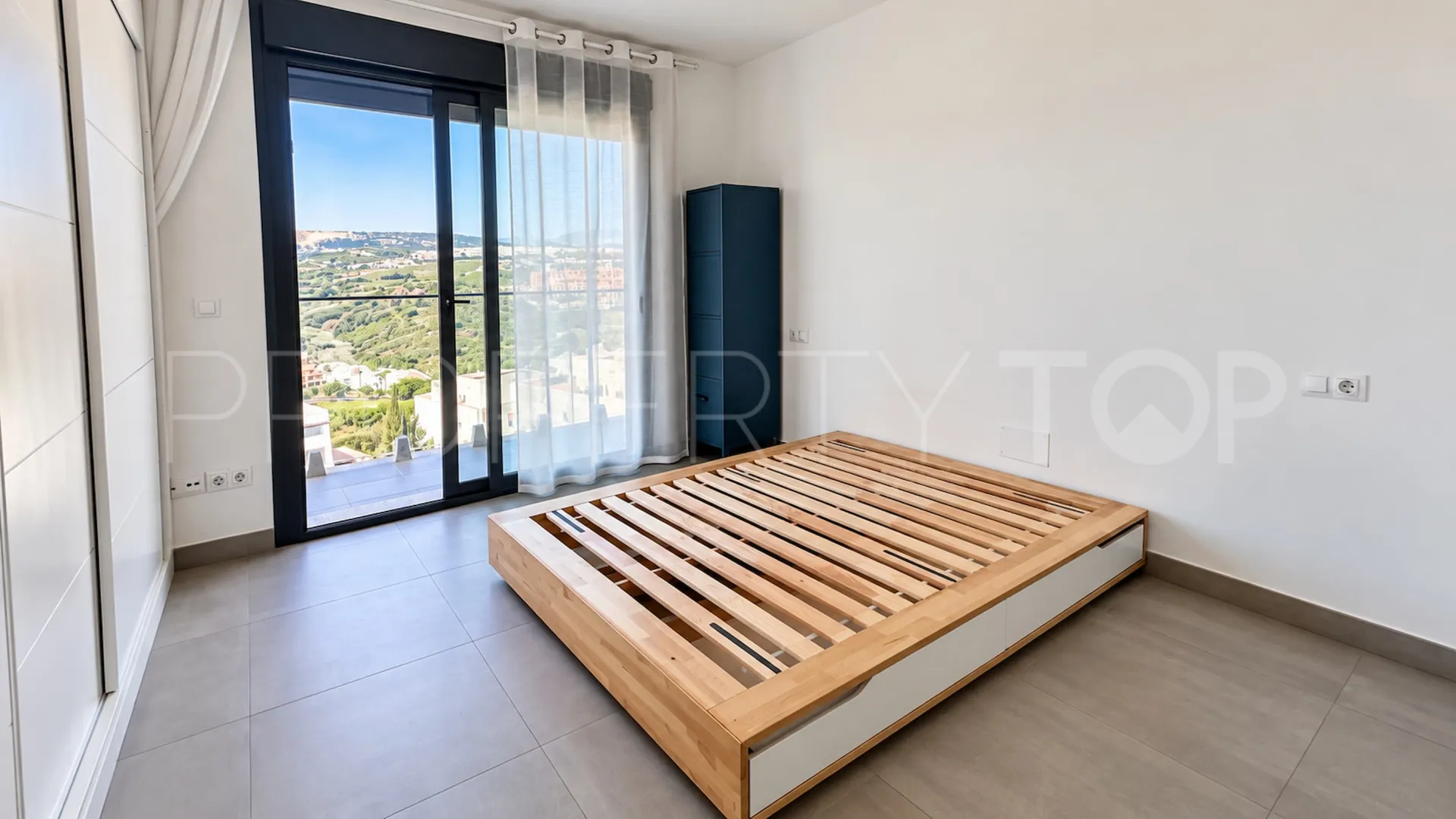 Se vende apartamento en La Duquesa
