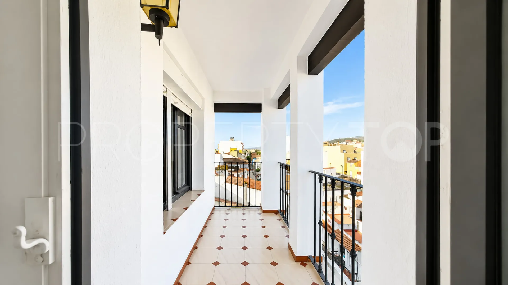 For sale apartment in Sabinillas with 1 bedroom