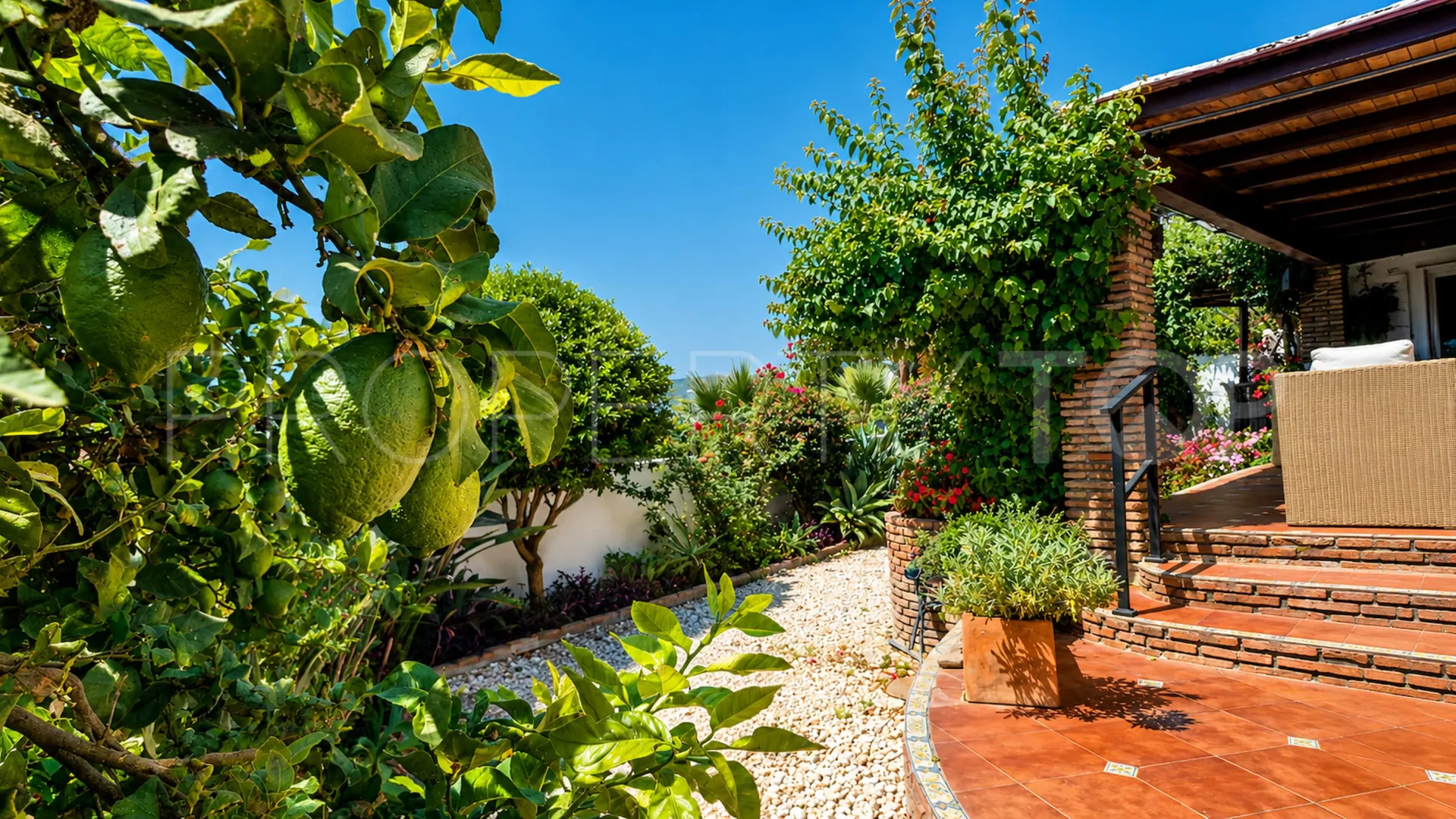 For sale 3 bedrooms house in Bahia de Casares