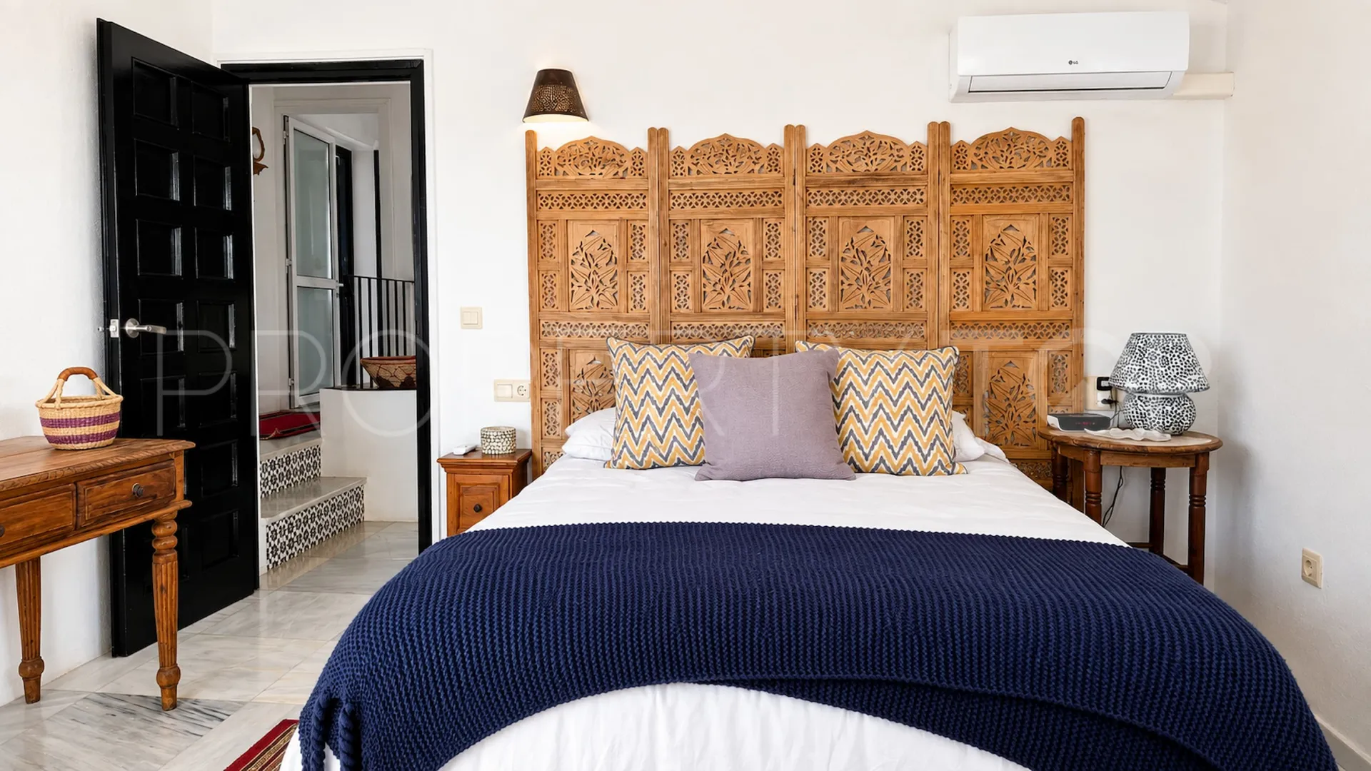 For sale 3 bedrooms house in Bahia de Casares