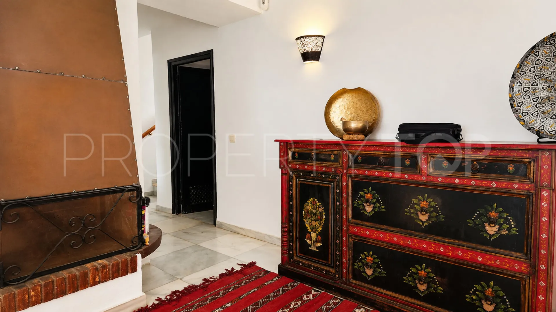 For sale 3 bedrooms house in Bahia de Casares