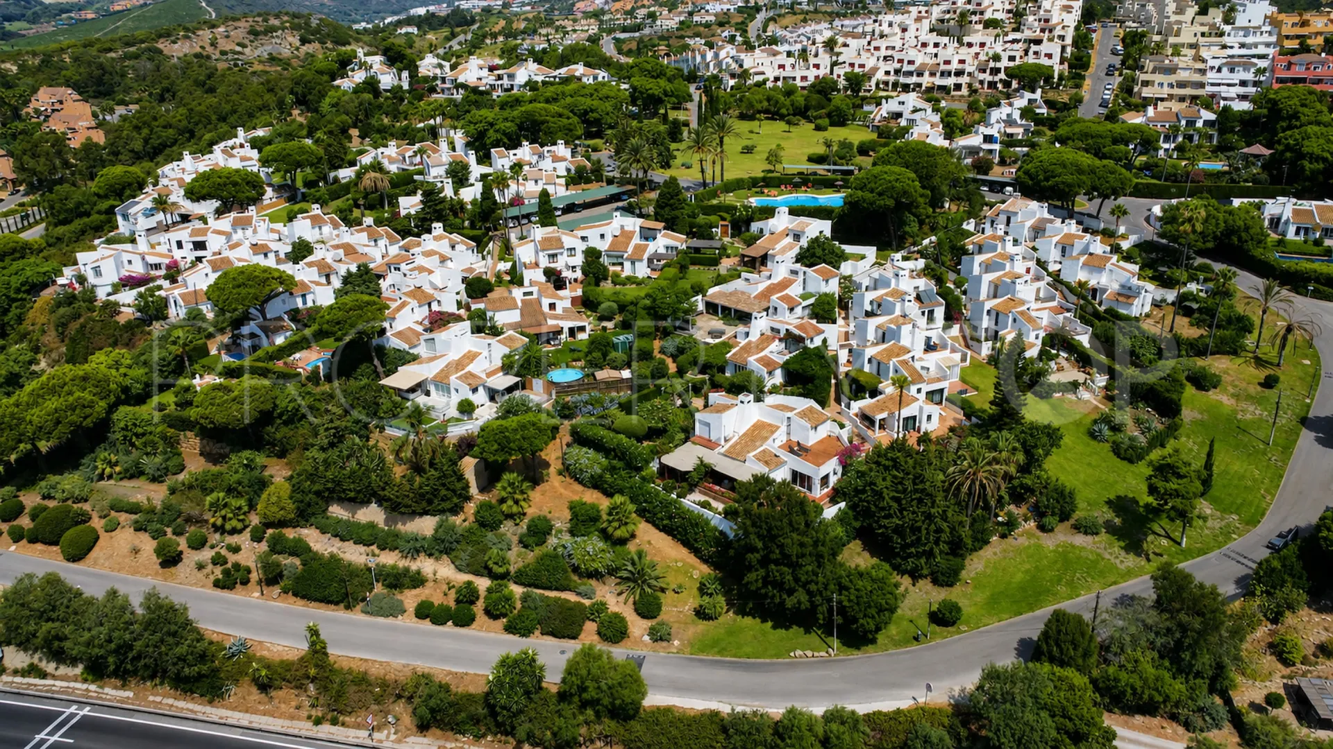 For sale 3 bedrooms house in Bahia de Casares