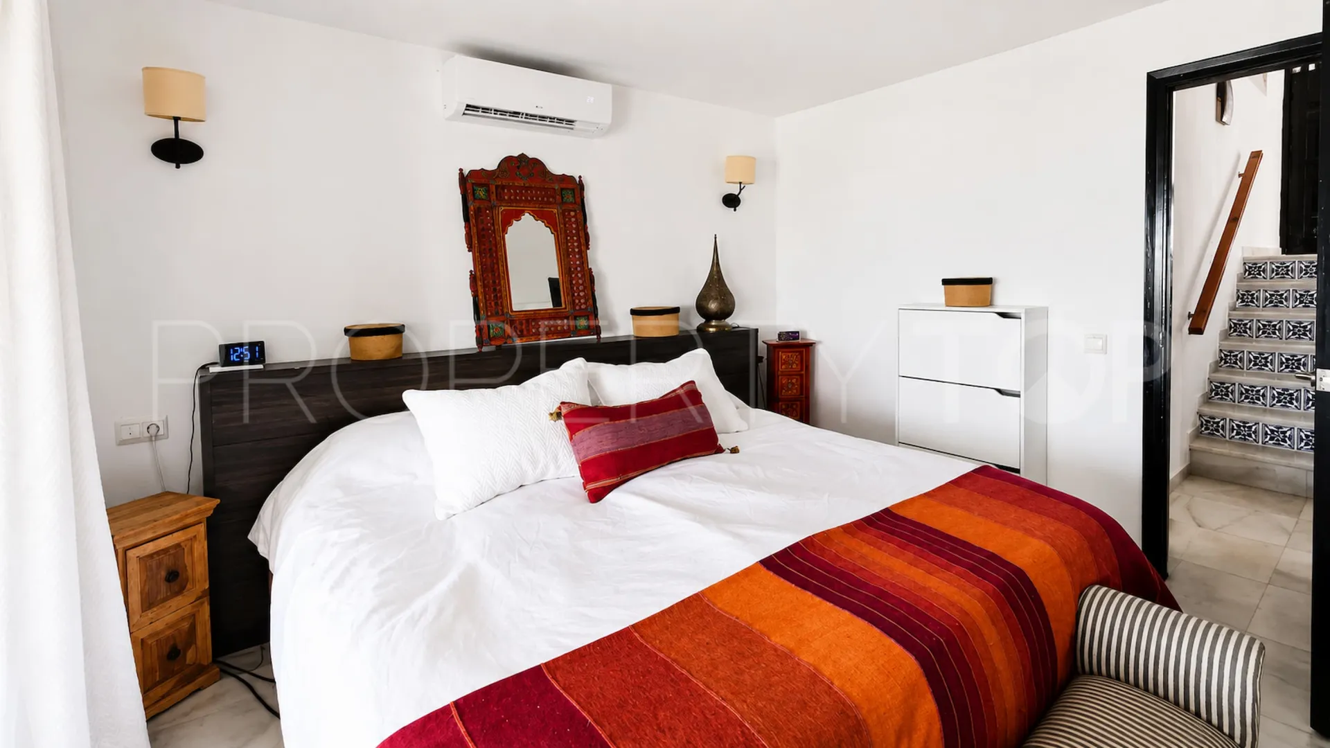 For sale 3 bedrooms house in Bahia de Casares