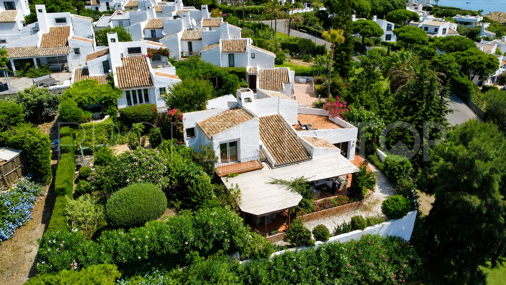 For sale 3 bedrooms house in Bahia de Casares