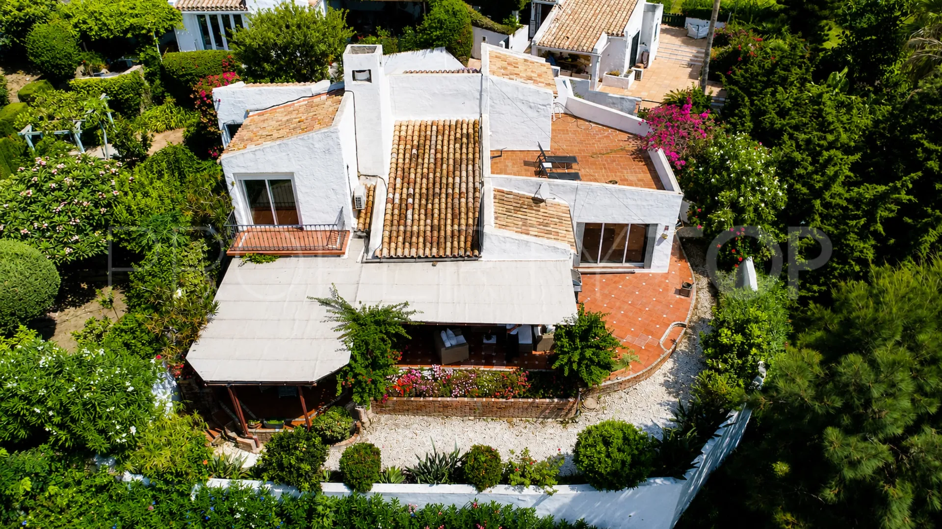 For sale 3 bedrooms house in Bahia de Casares