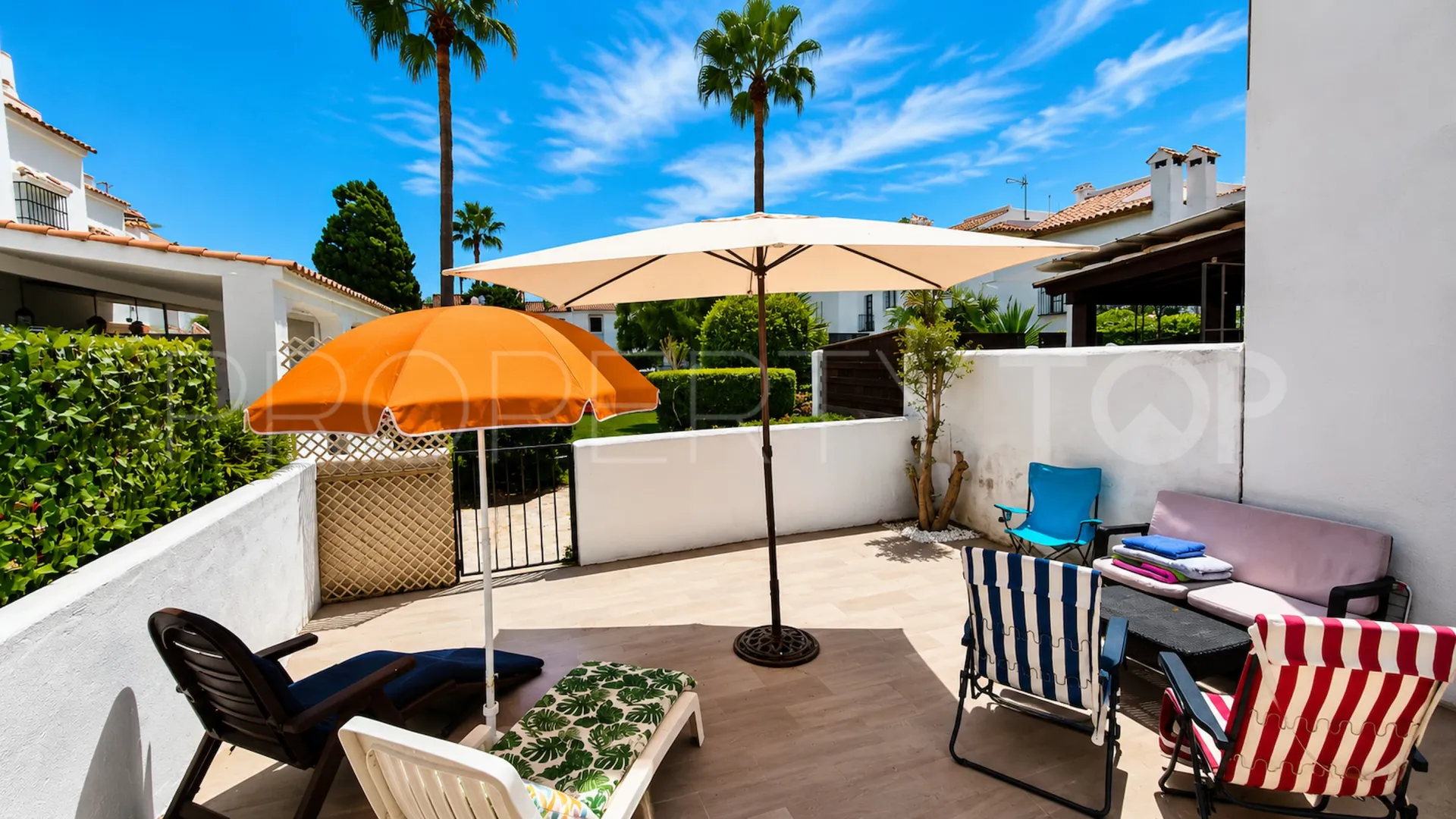 For sale town house with 3 bedrooms in Marina de Casares