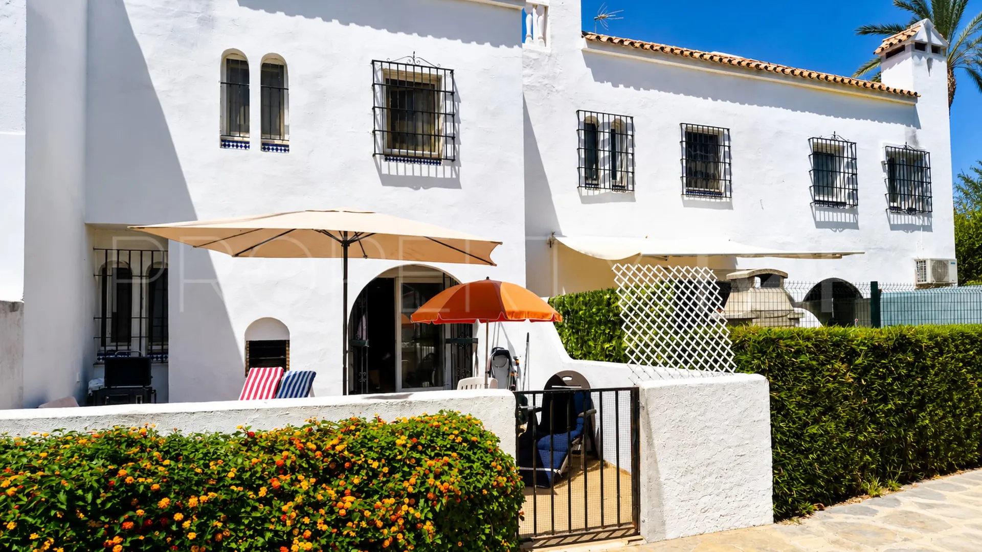 For sale town house with 3 bedrooms in Marina de Casares