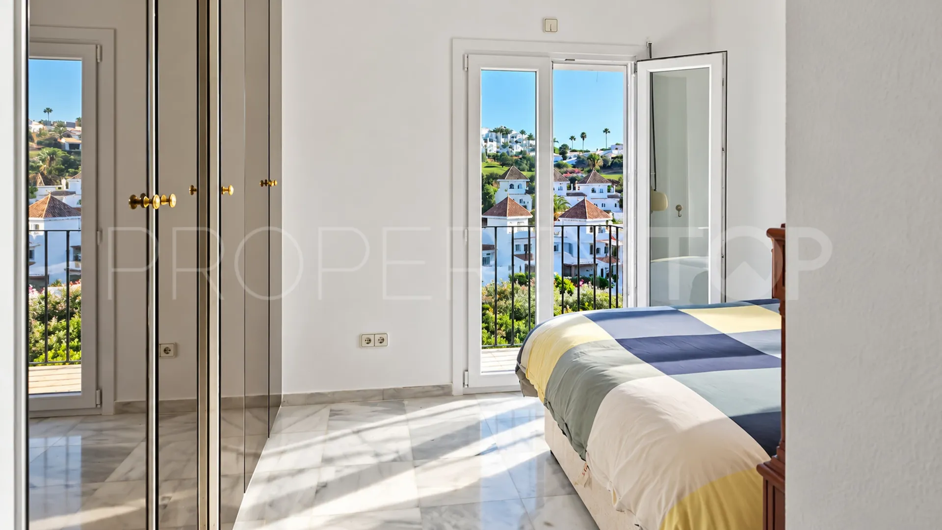 For sale penthouse with 2 bedrooms in Los Hidalgos