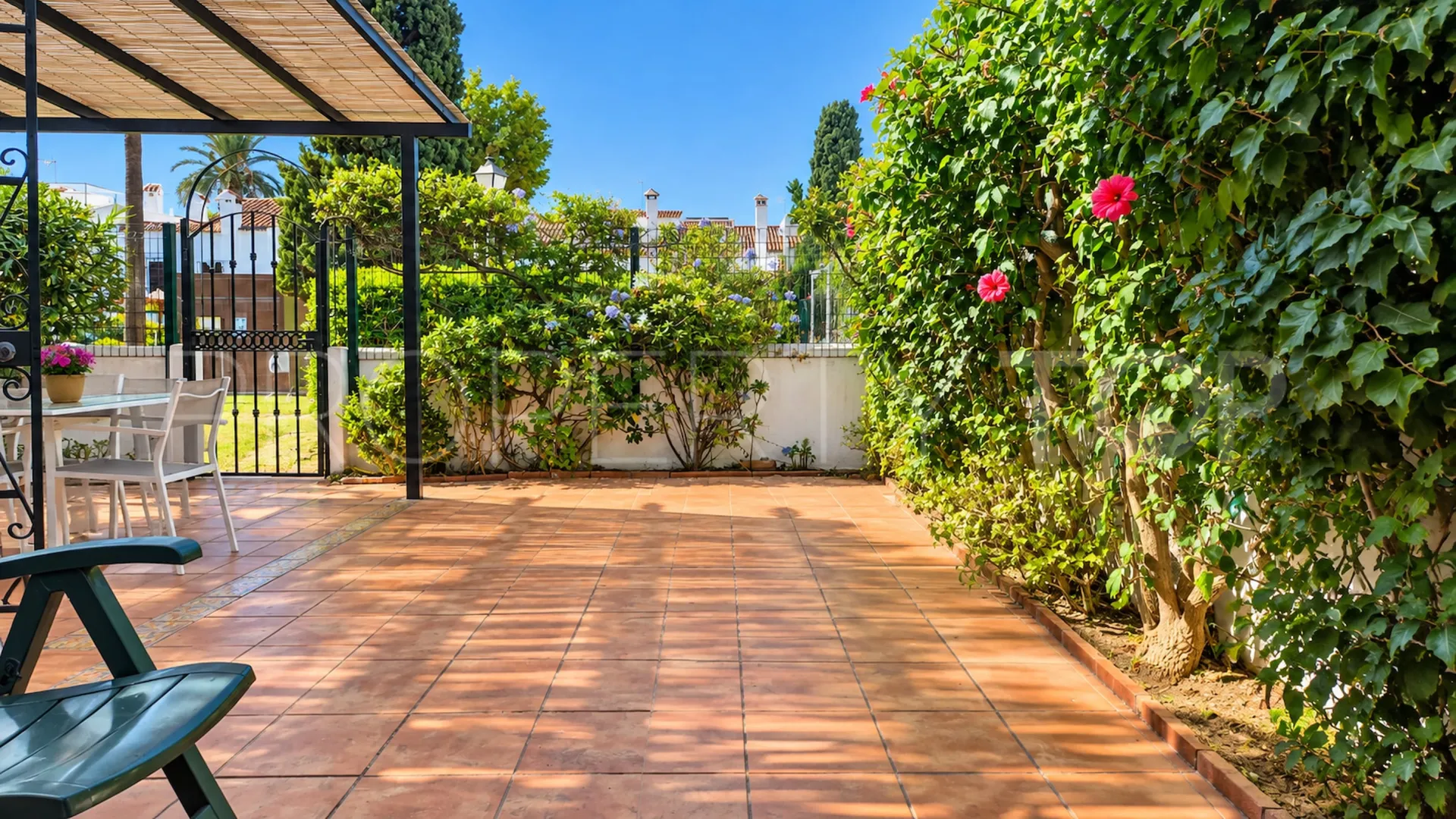 Buy Marina de Casares semi detached house
