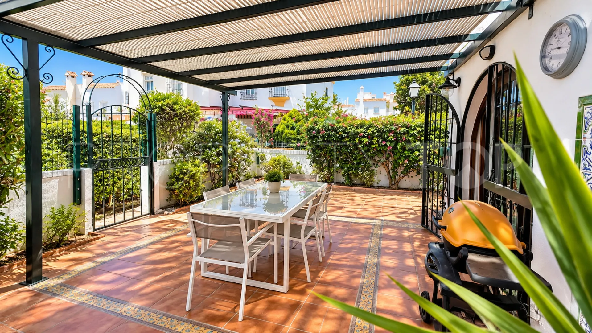 Buy Marina de Casares semi detached house
