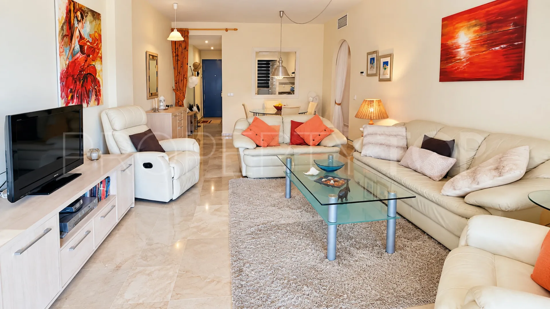 For sale ground floor apartment in Duquesa Suites