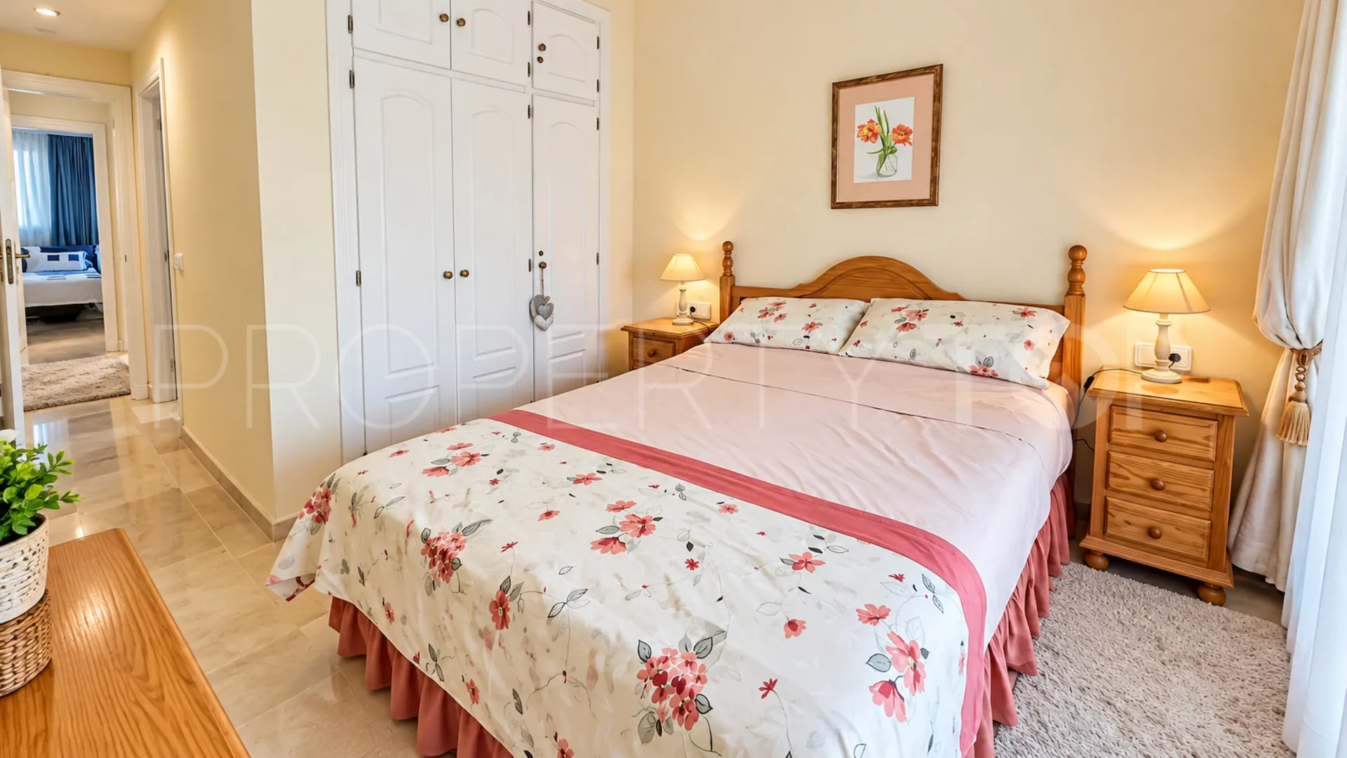 For sale ground floor apartment in Duquesa Suites
