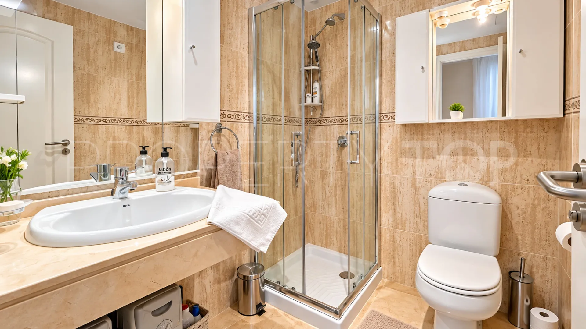 For sale ground floor apartment in Duquesa Suites