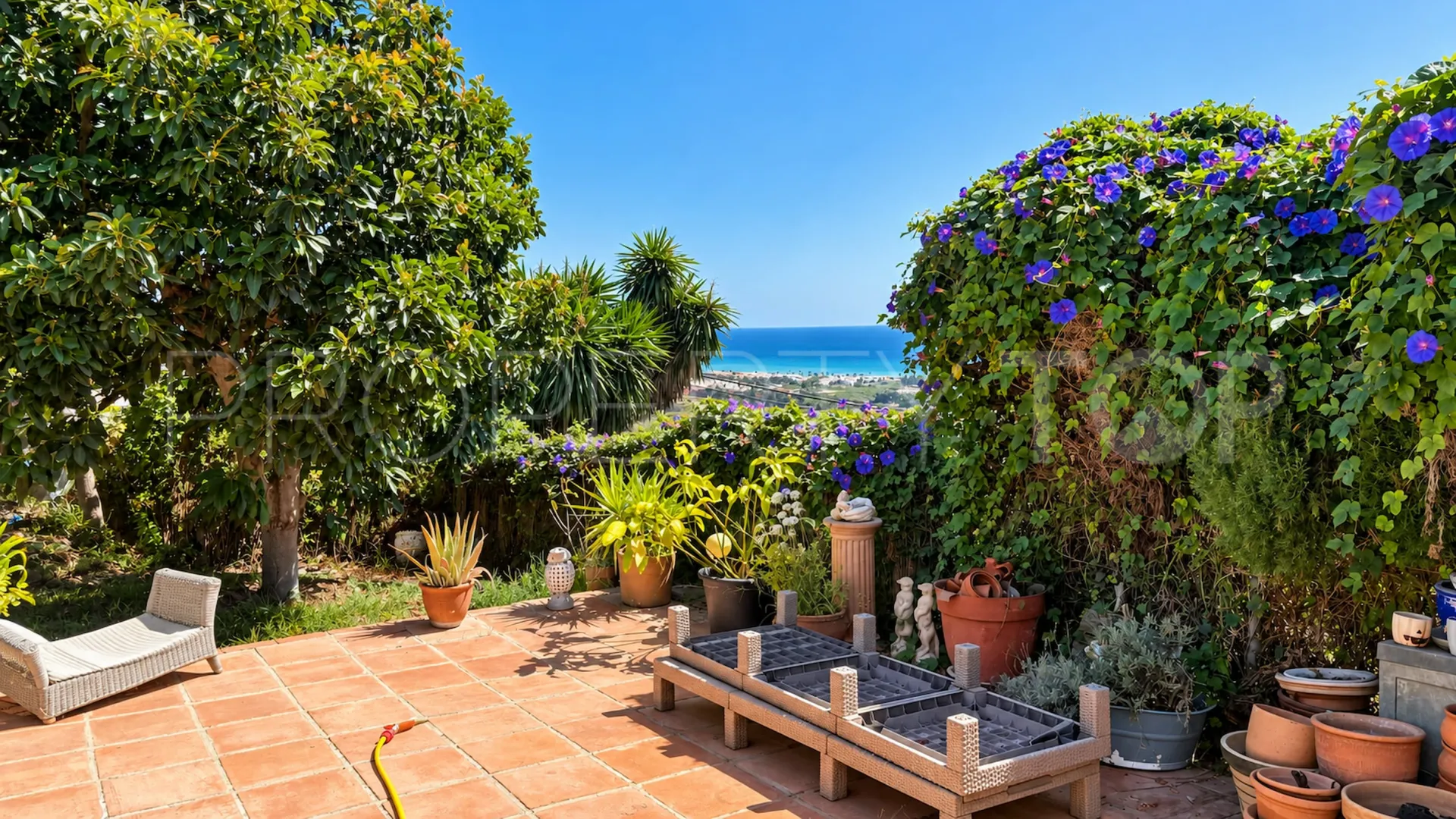 For sale 2 bedrooms town house in Manilva Pueblo