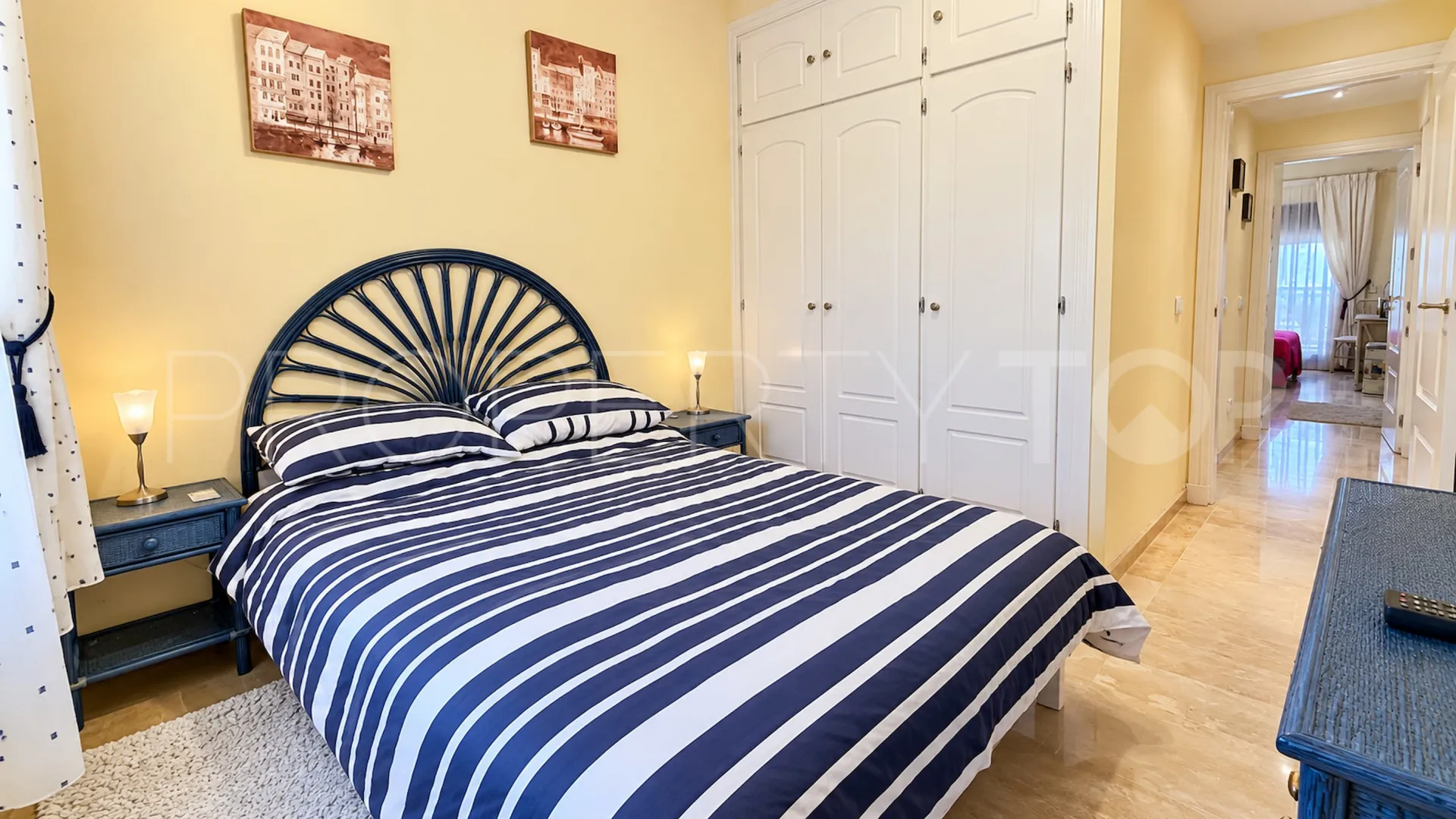 Comprar apartamento con 2 dormitorios en Duquesa Suites