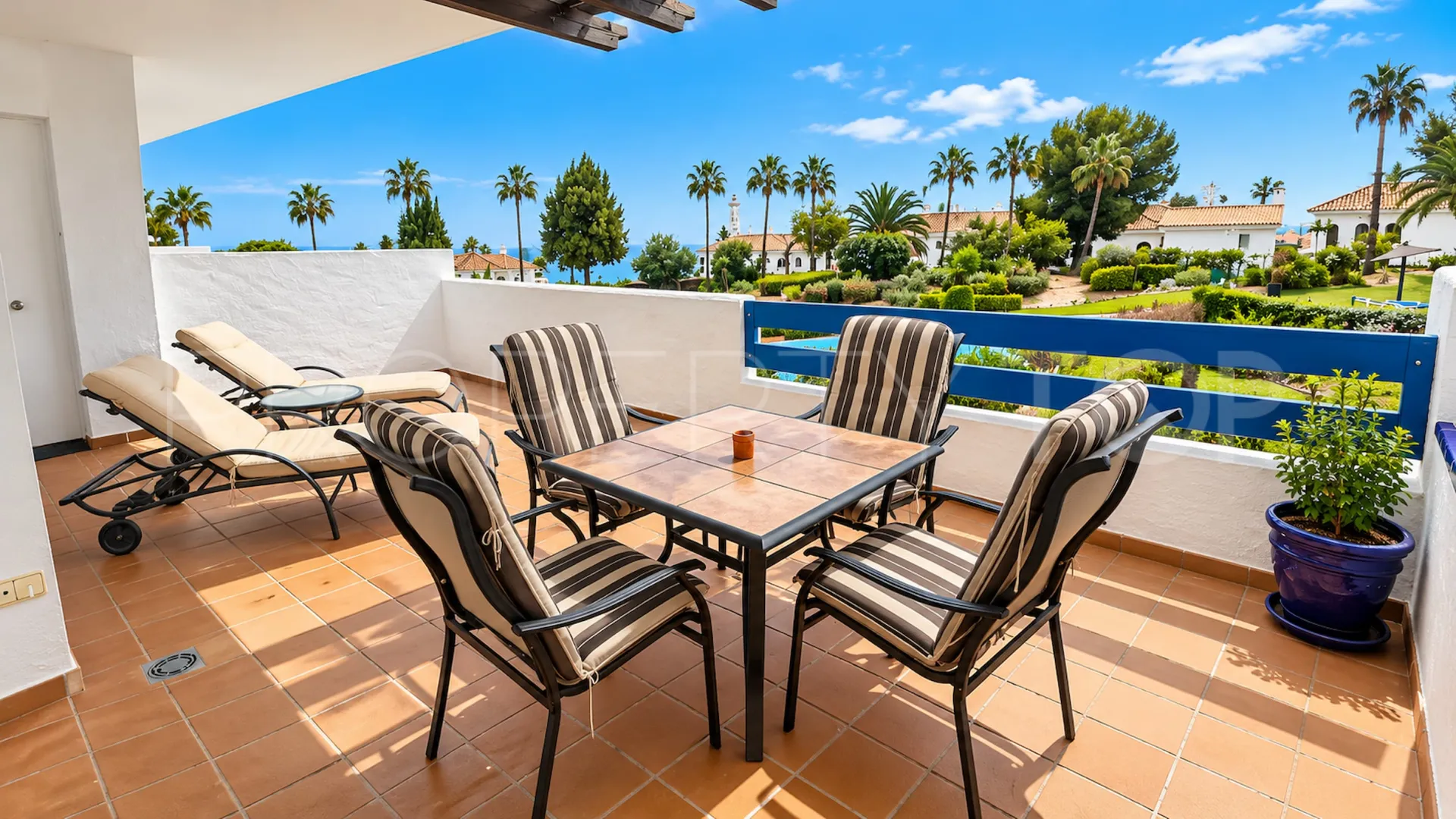 Comprar apartamento con 2 dormitorios en Duquesa Suites