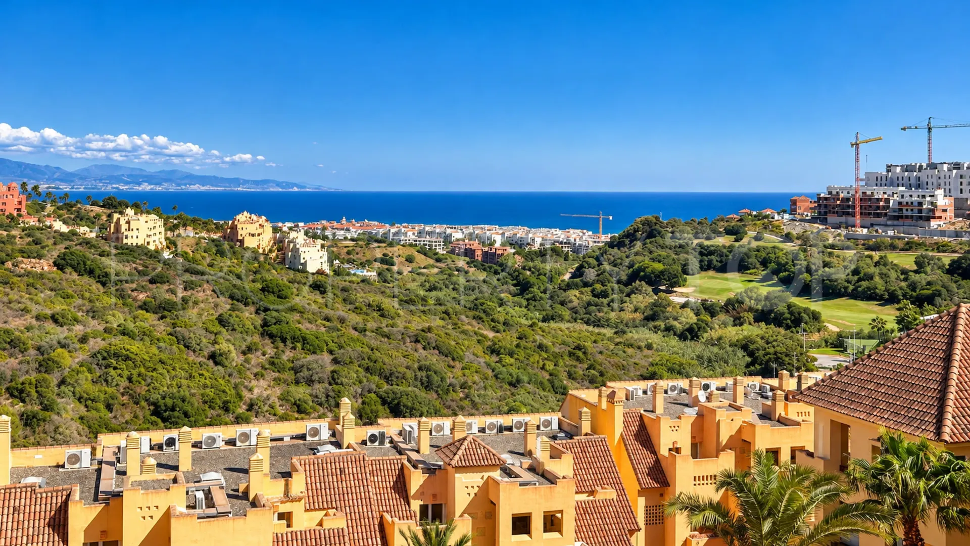 Ático de 2 dormitorios a la venta en Duquesa Village