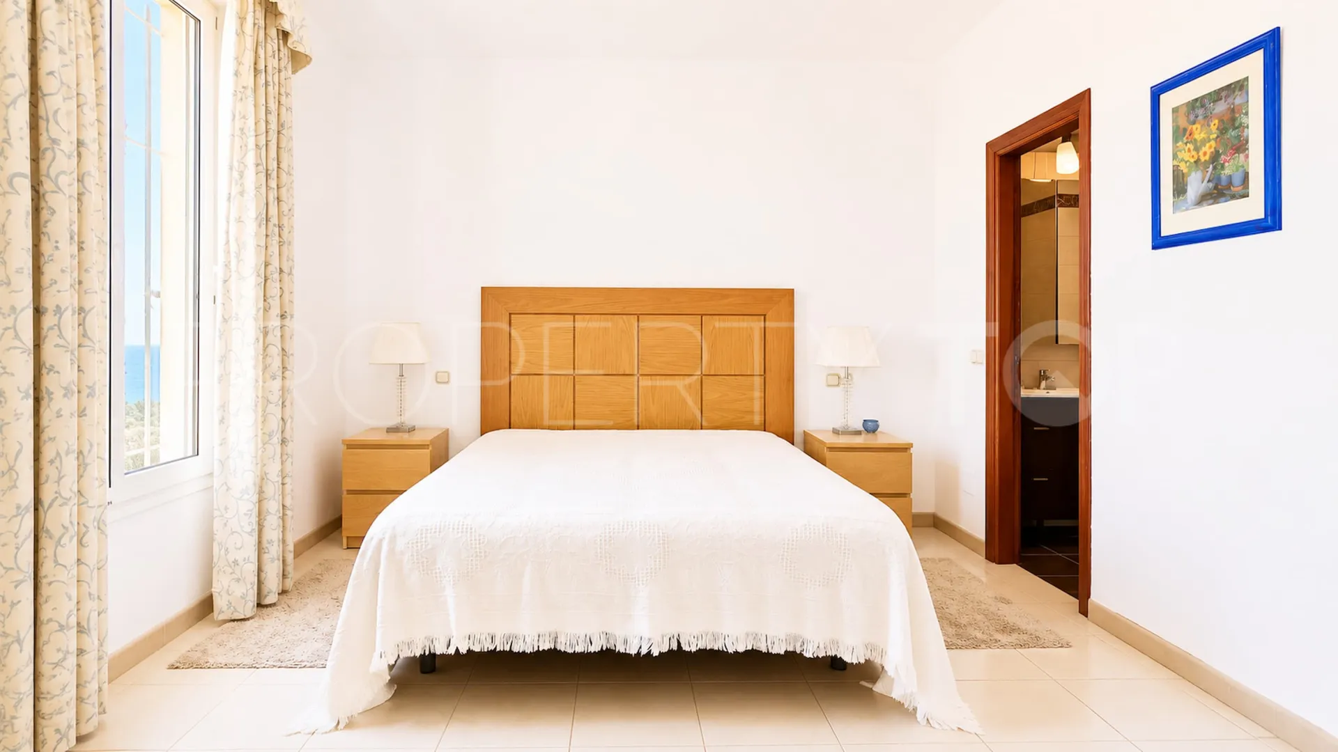 For sale villa with 5 bedrooms in La Duquesa