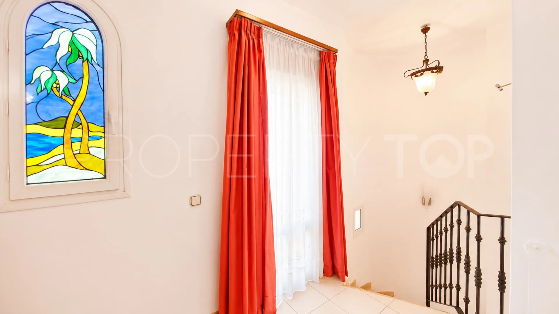 For sale villa with 5 bedrooms in La Duquesa