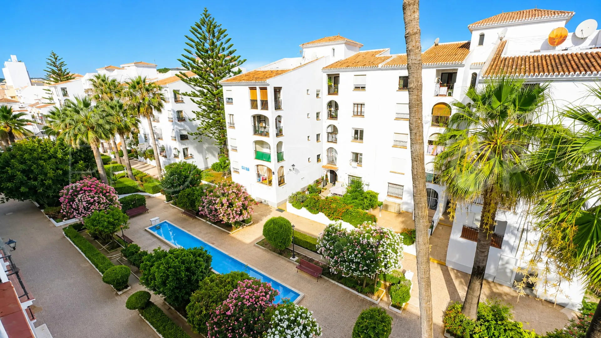 Sabinillas, apartamento en venta de 1 dormitorio