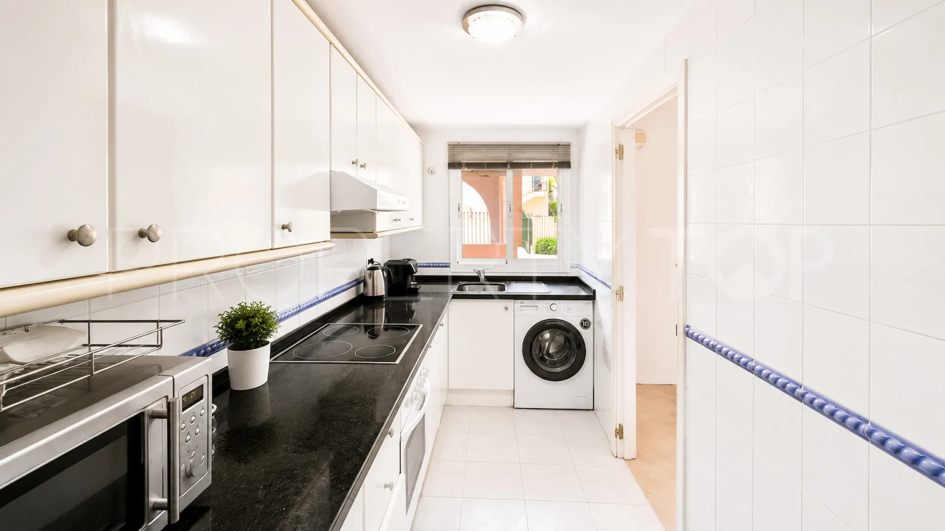 Atico duplex con 3 dormitorios a la venta en Terrazas de la Bahía
