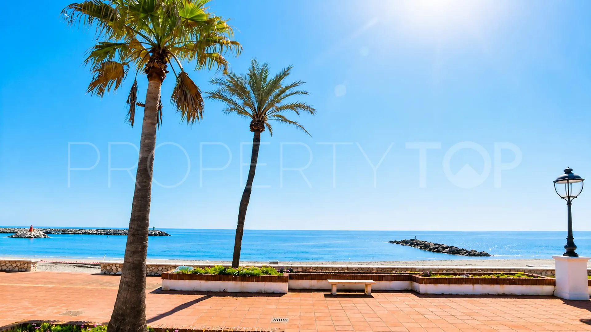 Apartamento planta baja a la venta de 2 dormitorios en La Duquesa