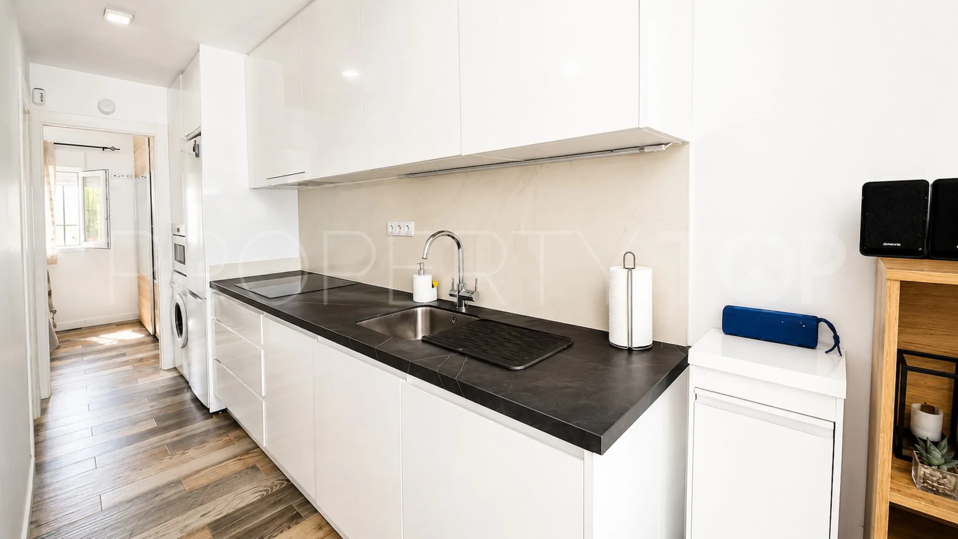 Apartamento planta baja a la venta de 2 dormitorios en La Duquesa