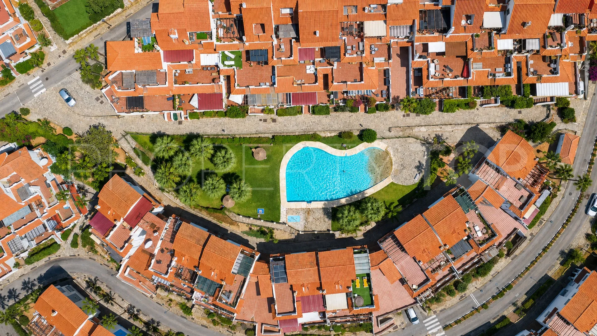 Ground floor apartment in Hacienda Guadalupe for sale