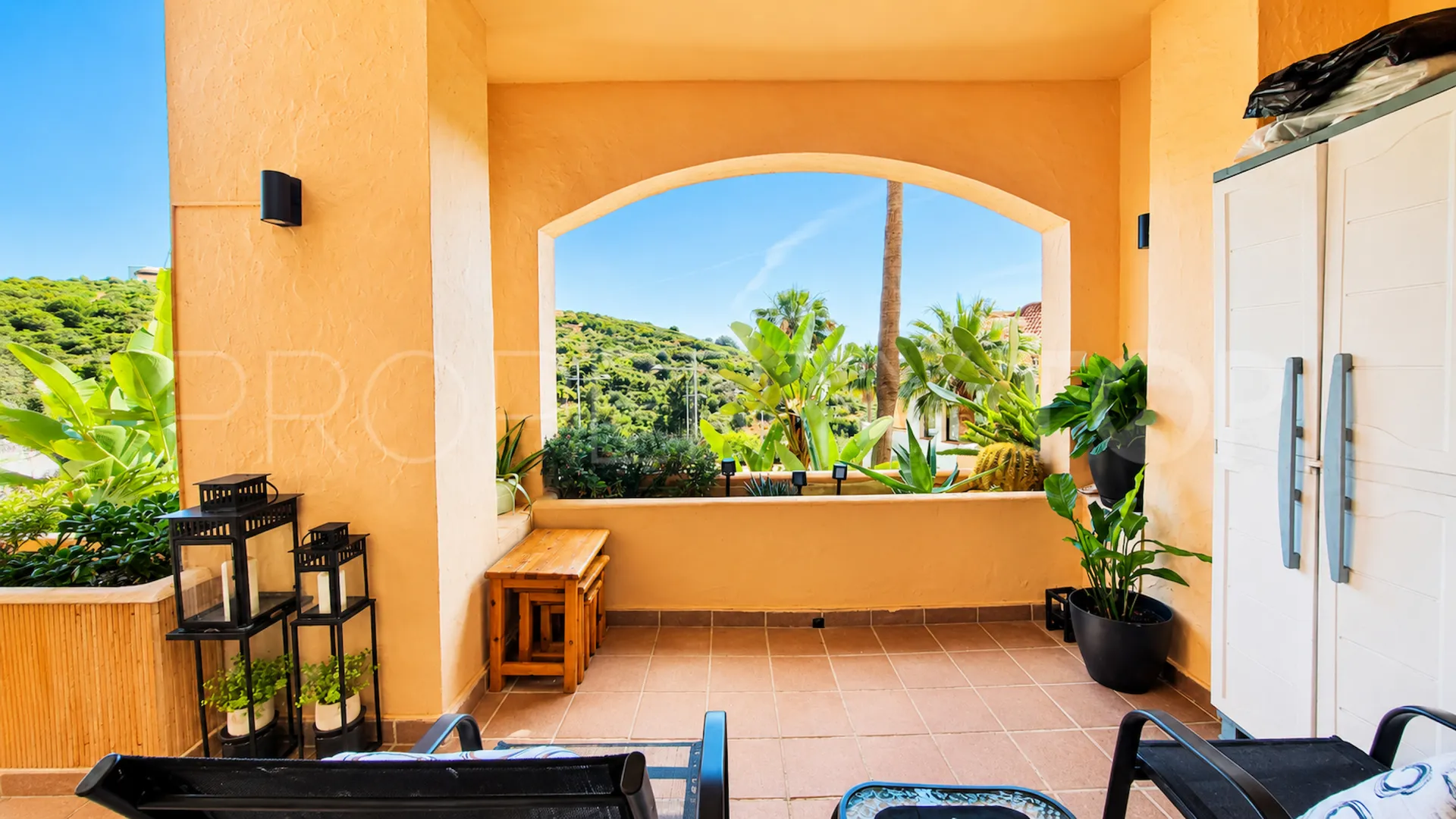 Duquesa Village, apartamento planta baja a la venta