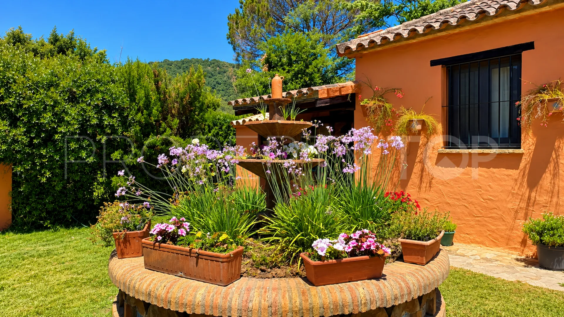 Finca en venta de 4 dormitorios en Jimena de La Frontera