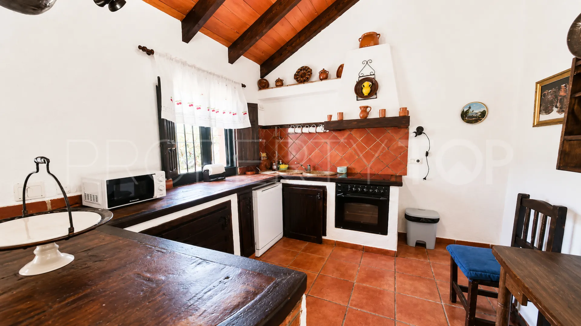 Finca en venta de 4 dormitorios en Jimena de La Frontera