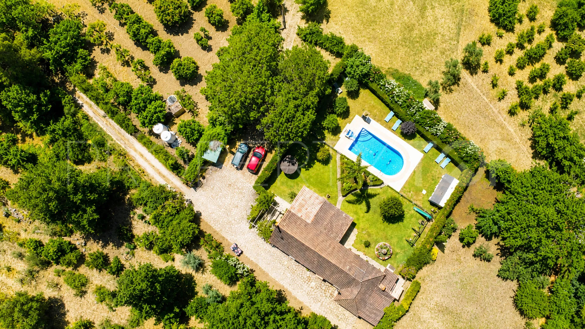 Finca en venta de 4 dormitorios en Jimena de La Frontera