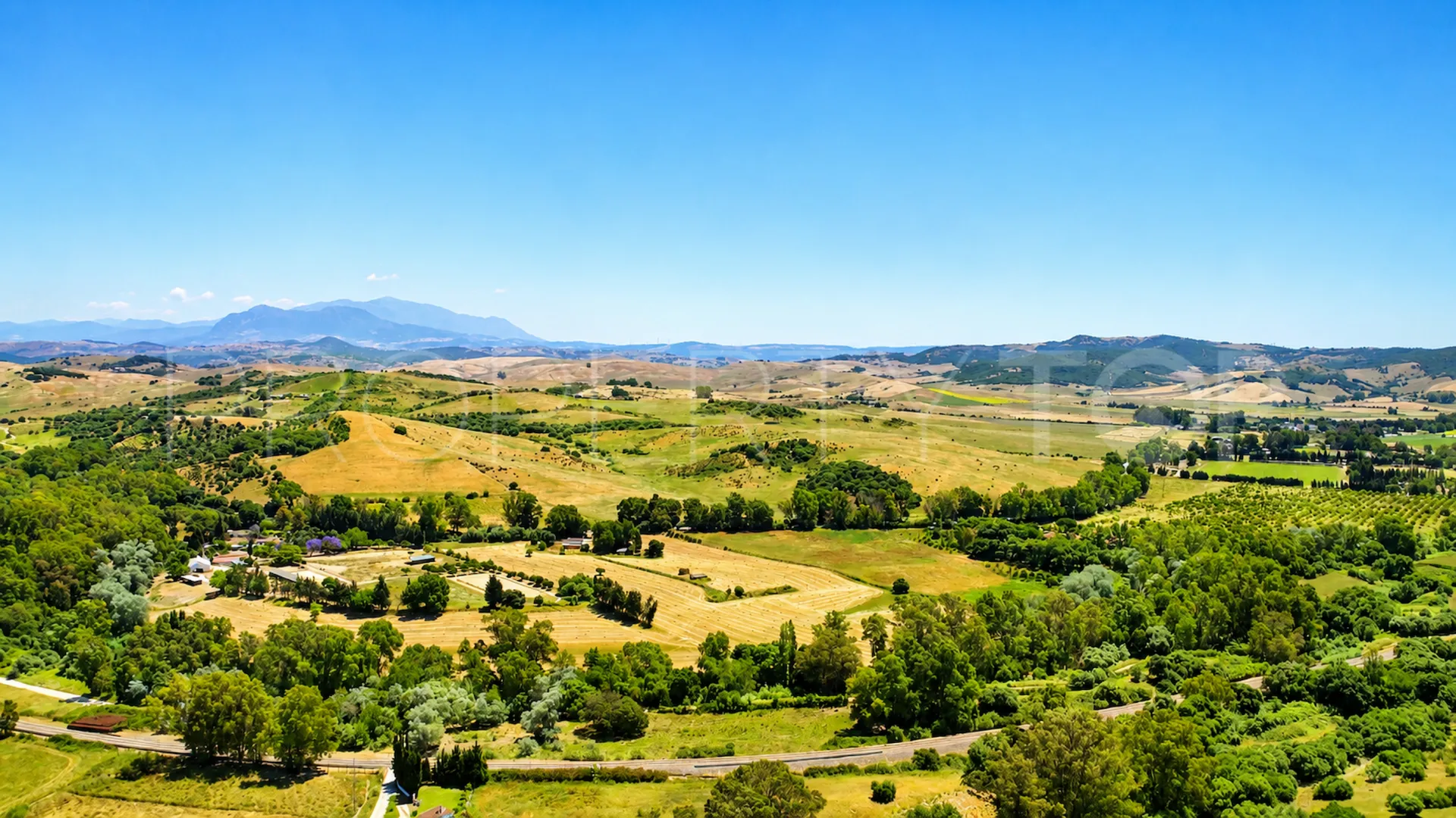 Finca en venta de 4 dormitorios en Jimena de La Frontera