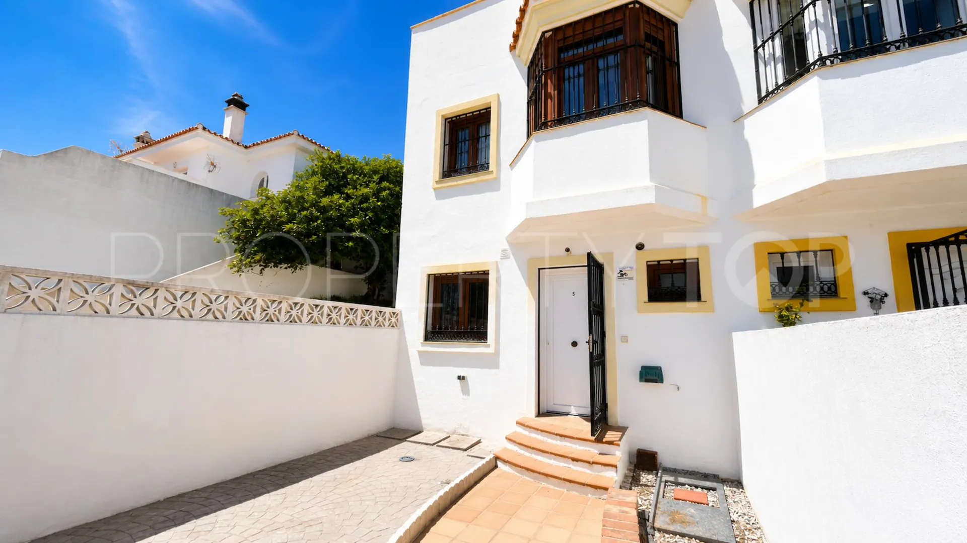 Puerto La Duquesa, adosado en venta