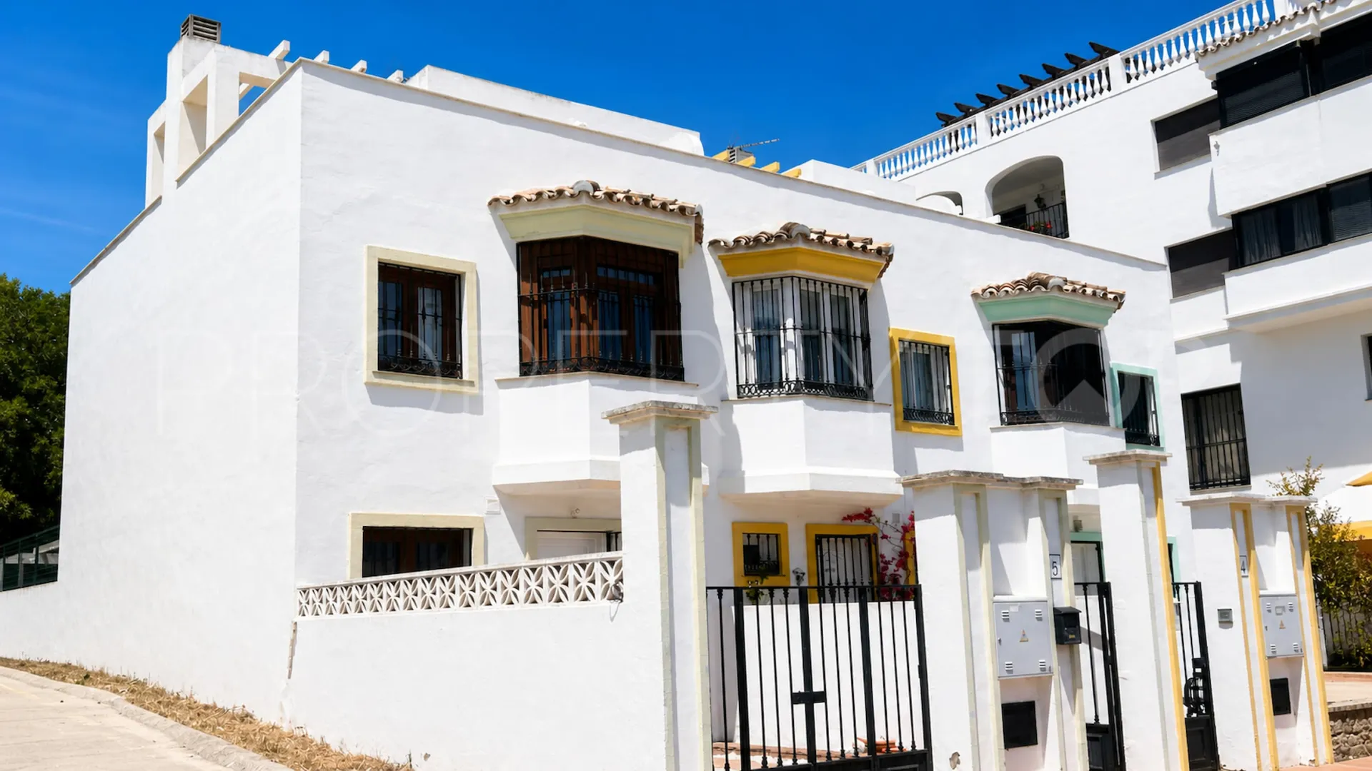 Puerto La Duquesa, adosado en venta