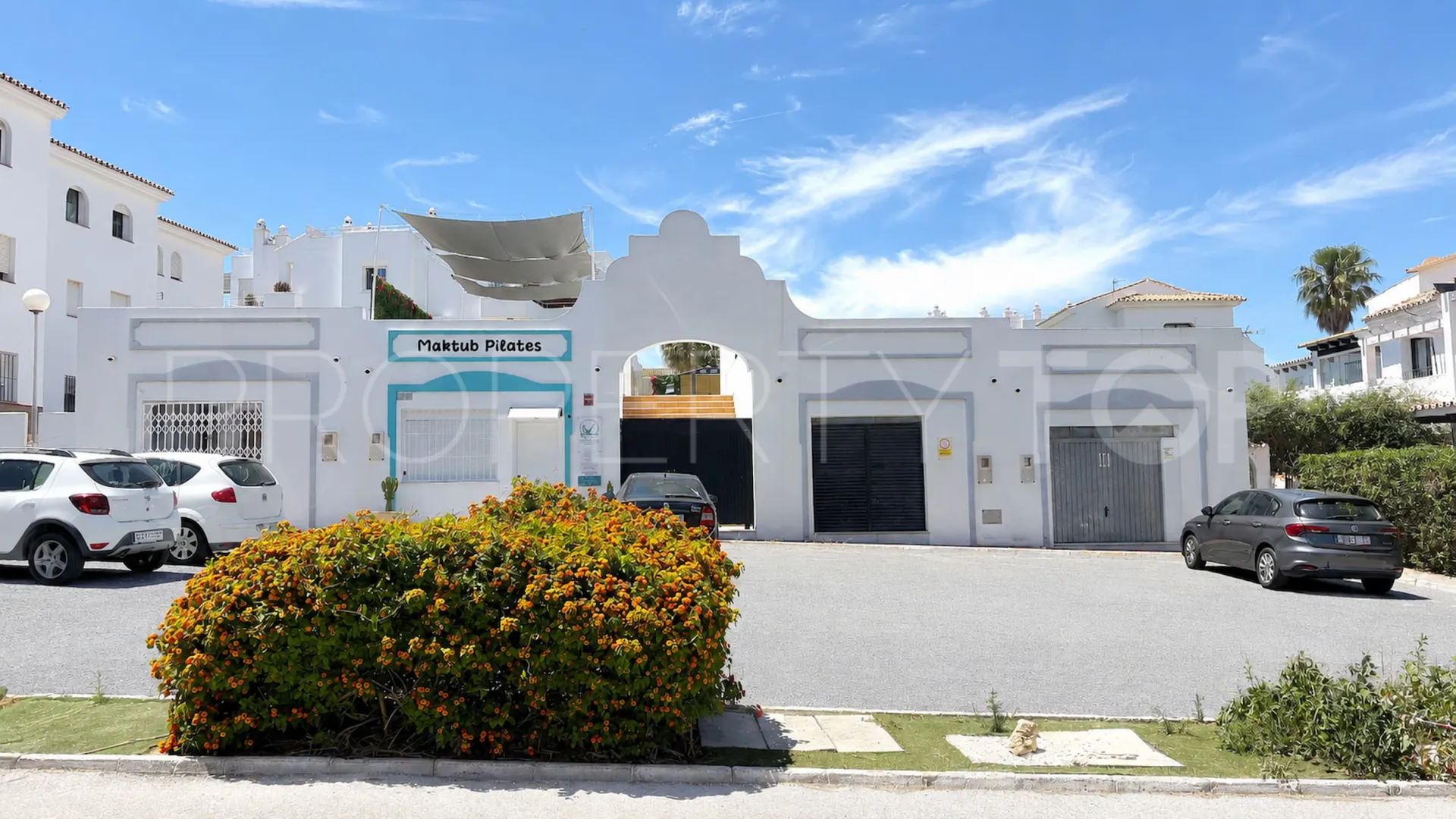 For sale commercial premises in Princesa Kristina