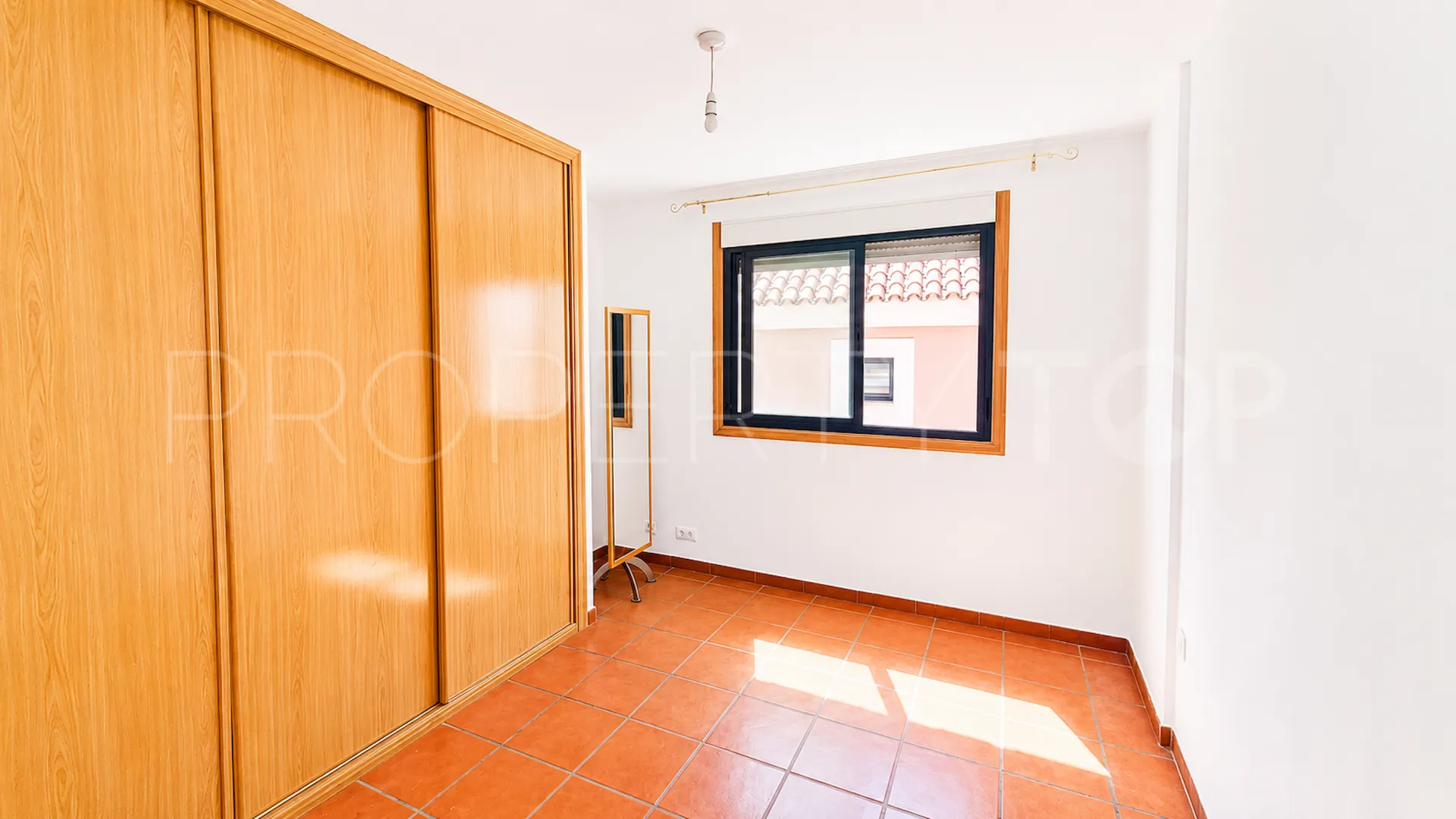 Villa en venta en Sabinillas