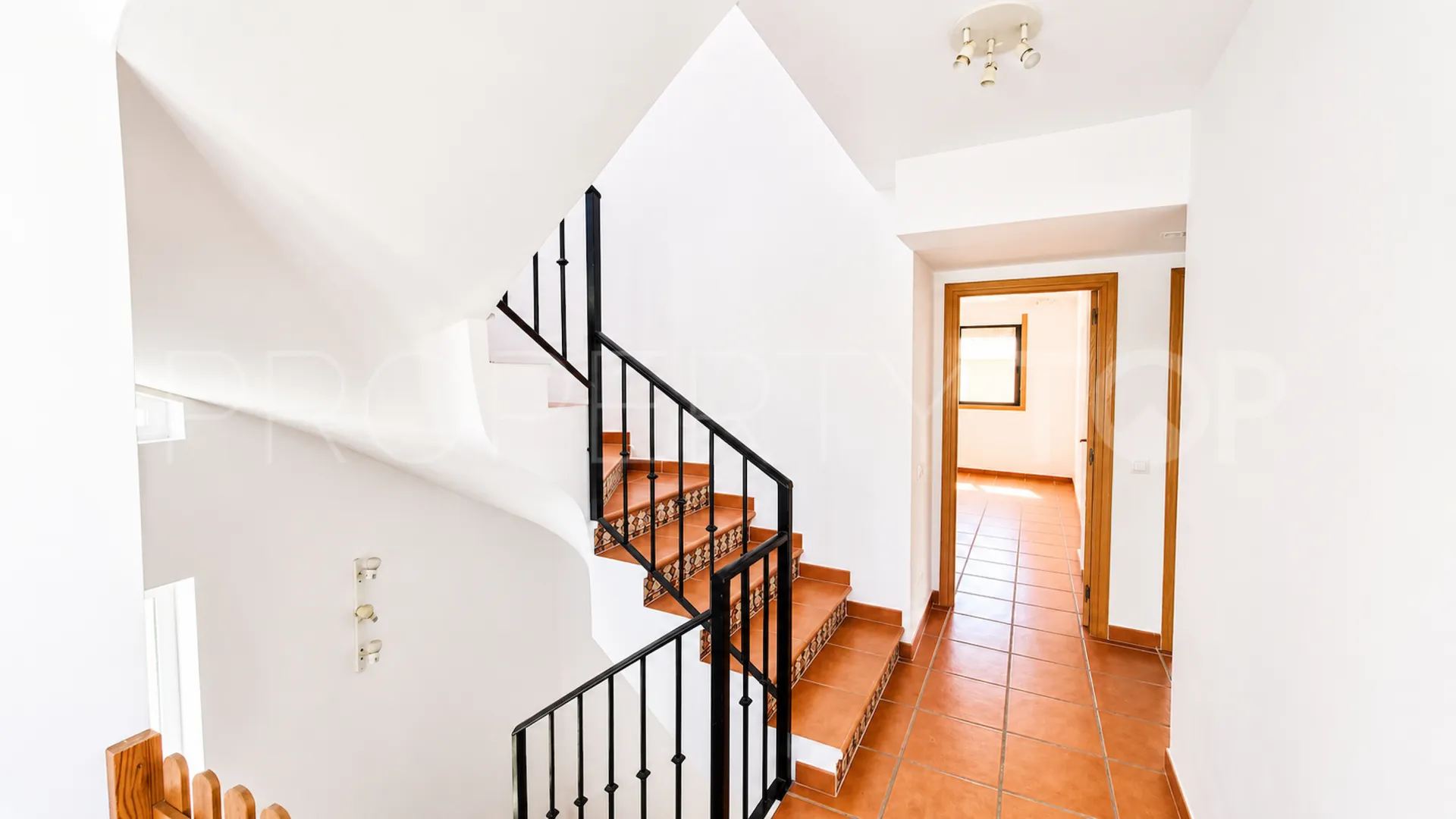 Villa en venta en Sabinillas