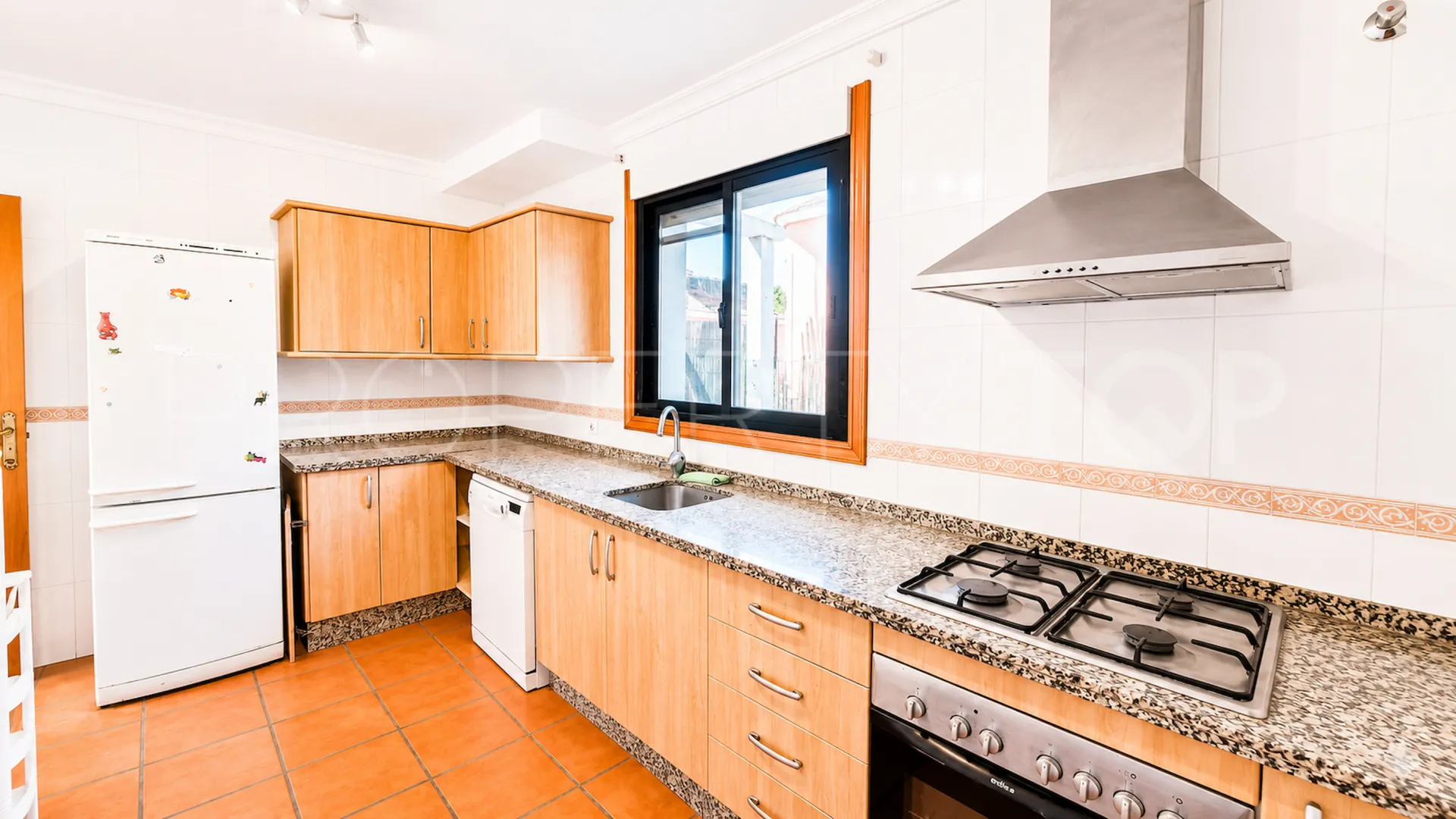 Villa en venta en Sabinillas