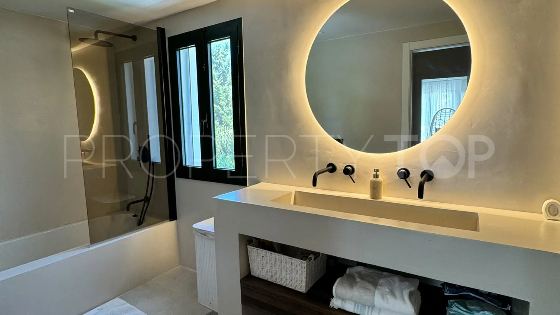 Semi detached villa for sale in Sotogolf with 4 bedrooms