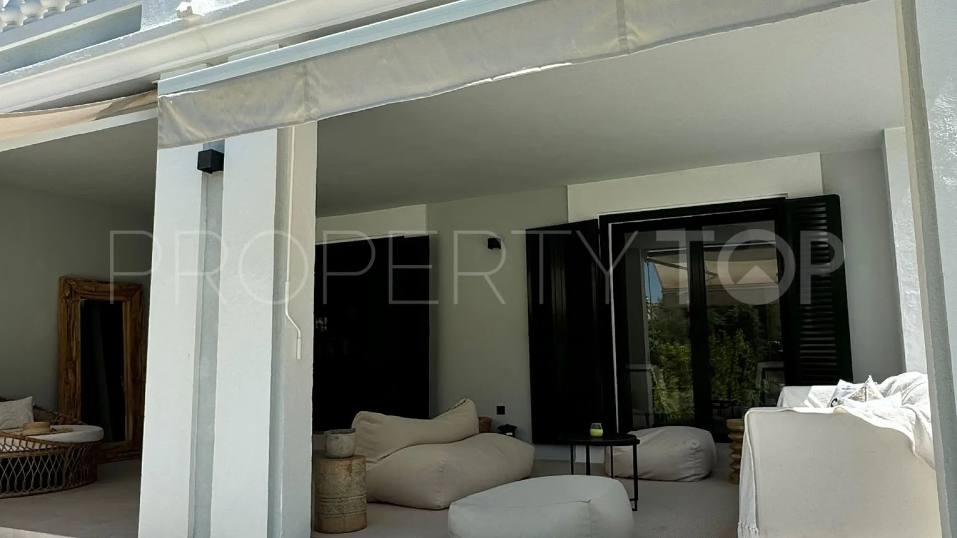 Semi detached villa for sale in Sotogolf with 4 bedrooms