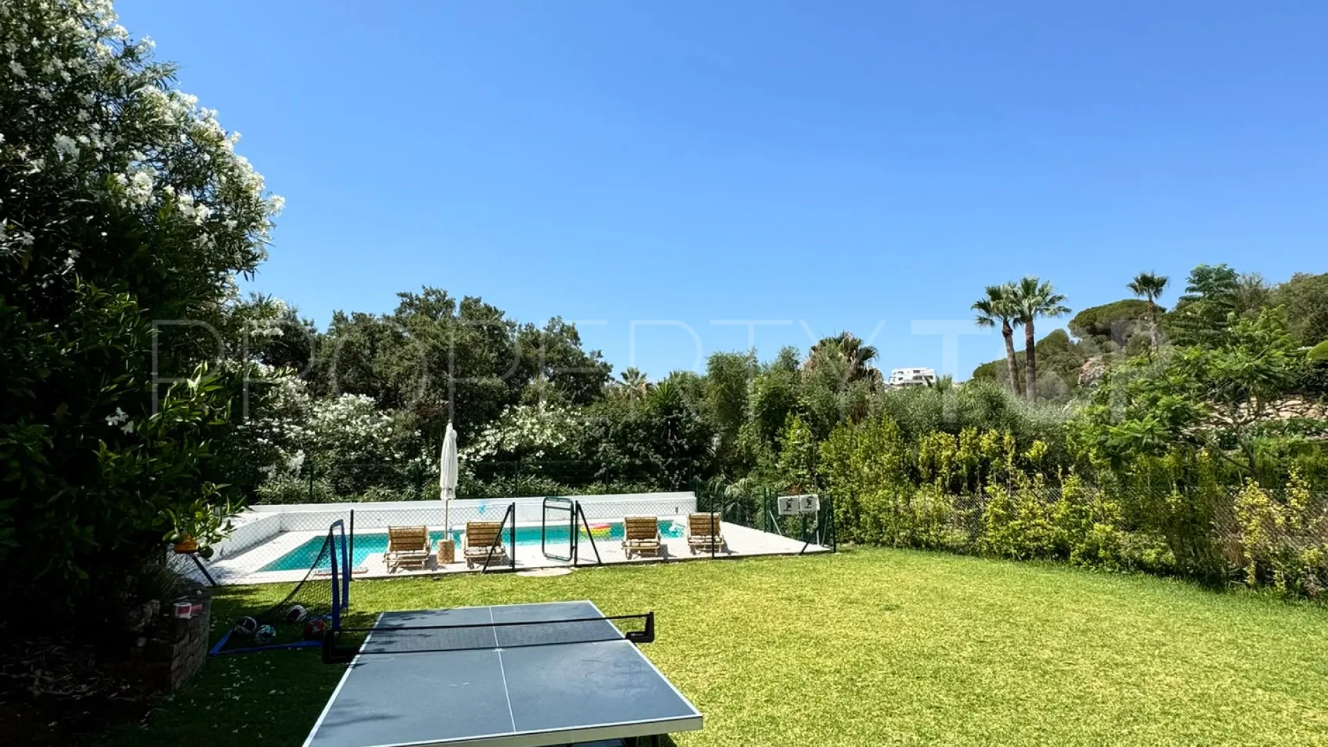 Semi detached villa for sale in Sotogolf with 4 bedrooms