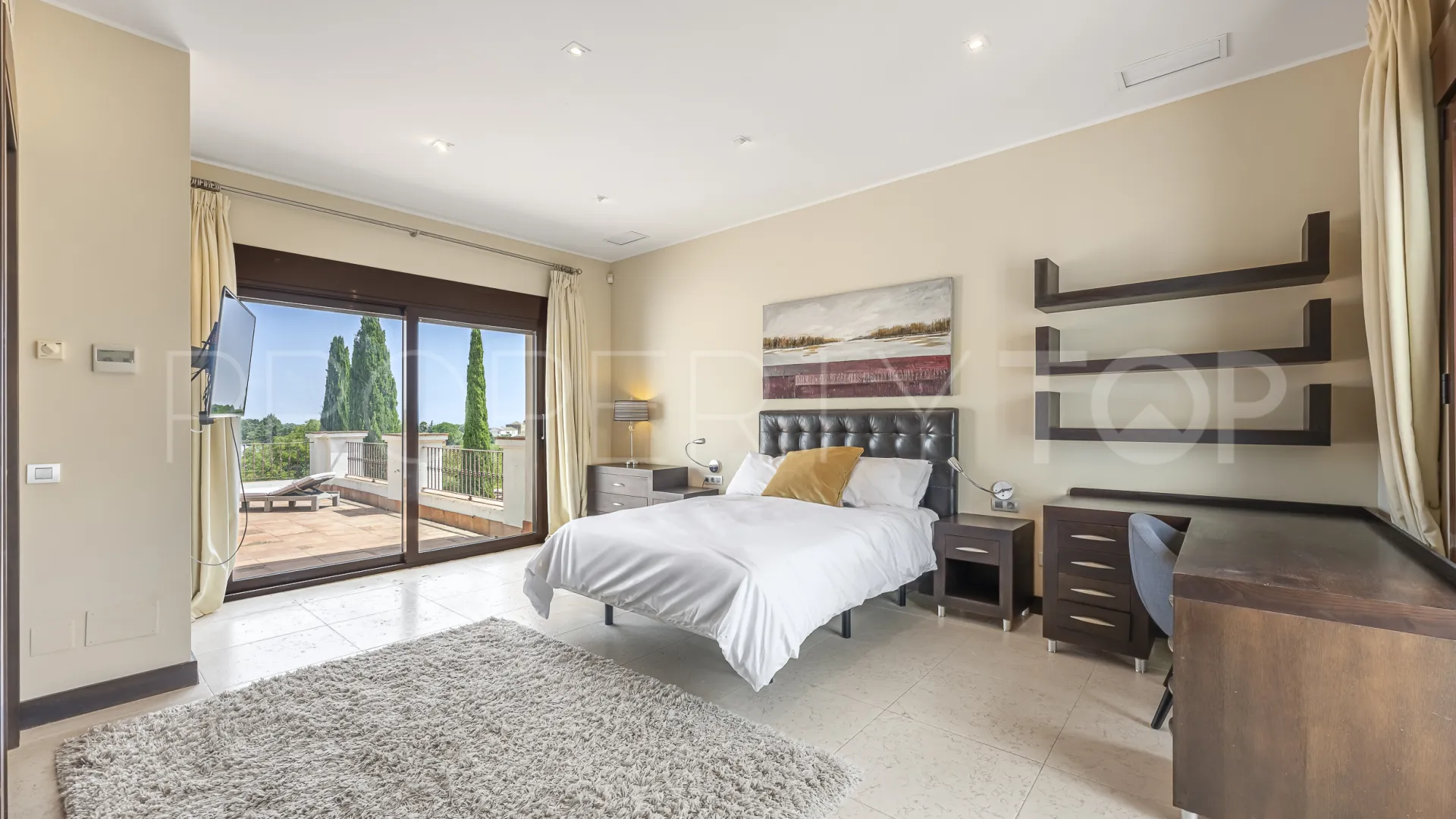 Buy Sotogrande Alto villa