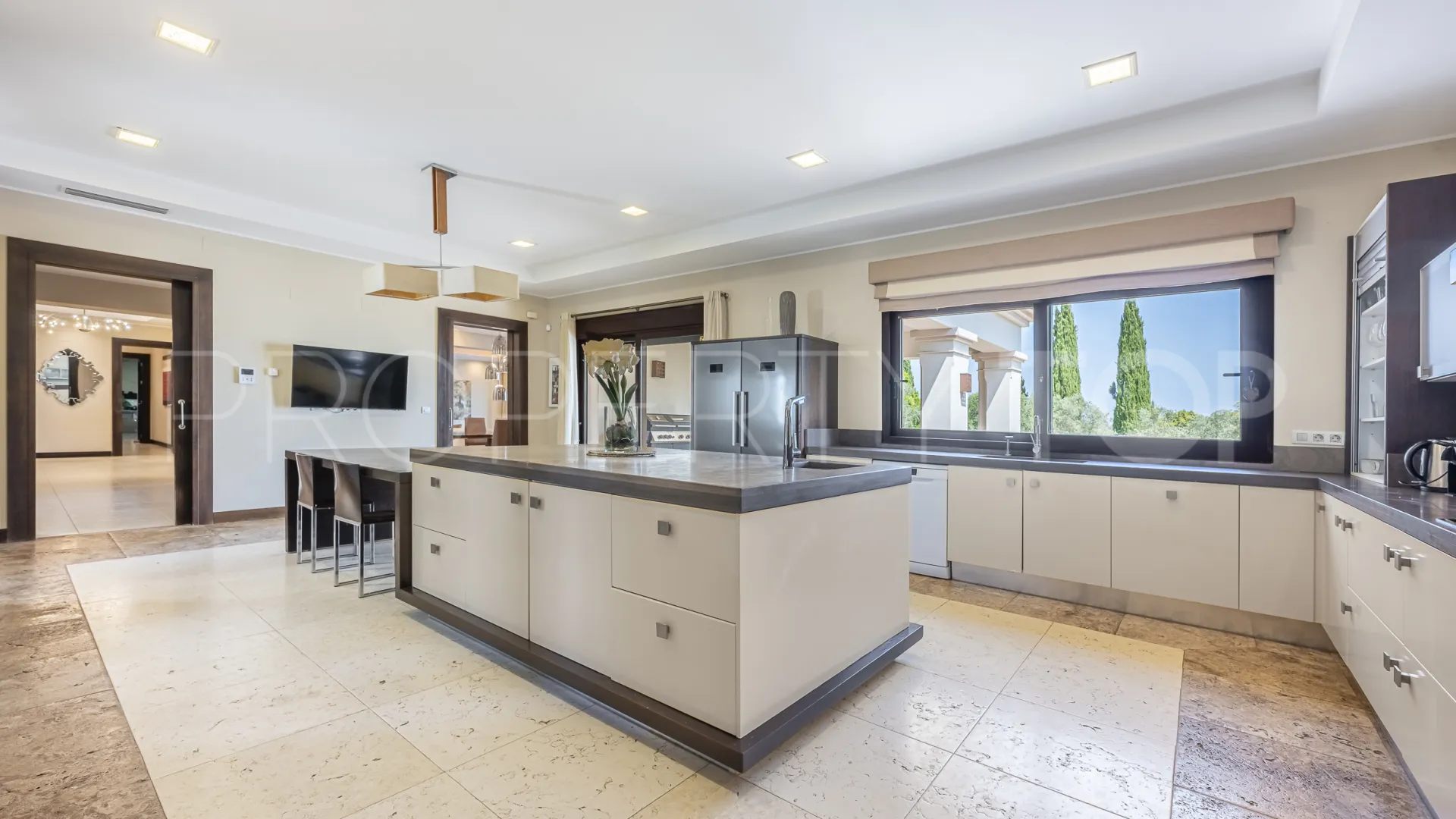 Buy Sotogrande Alto villa