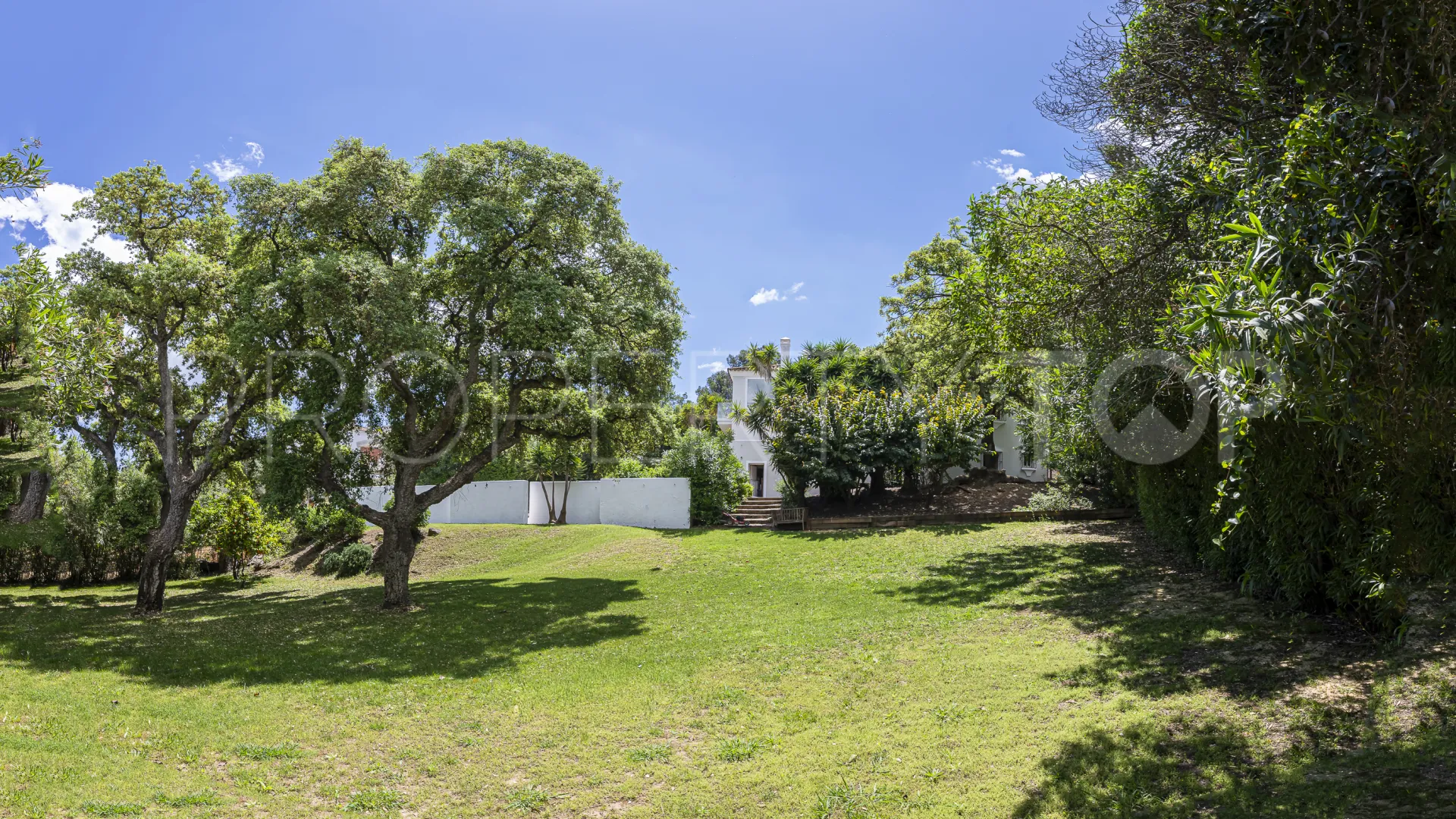 For sale villa in Zona E with 6 bedrooms